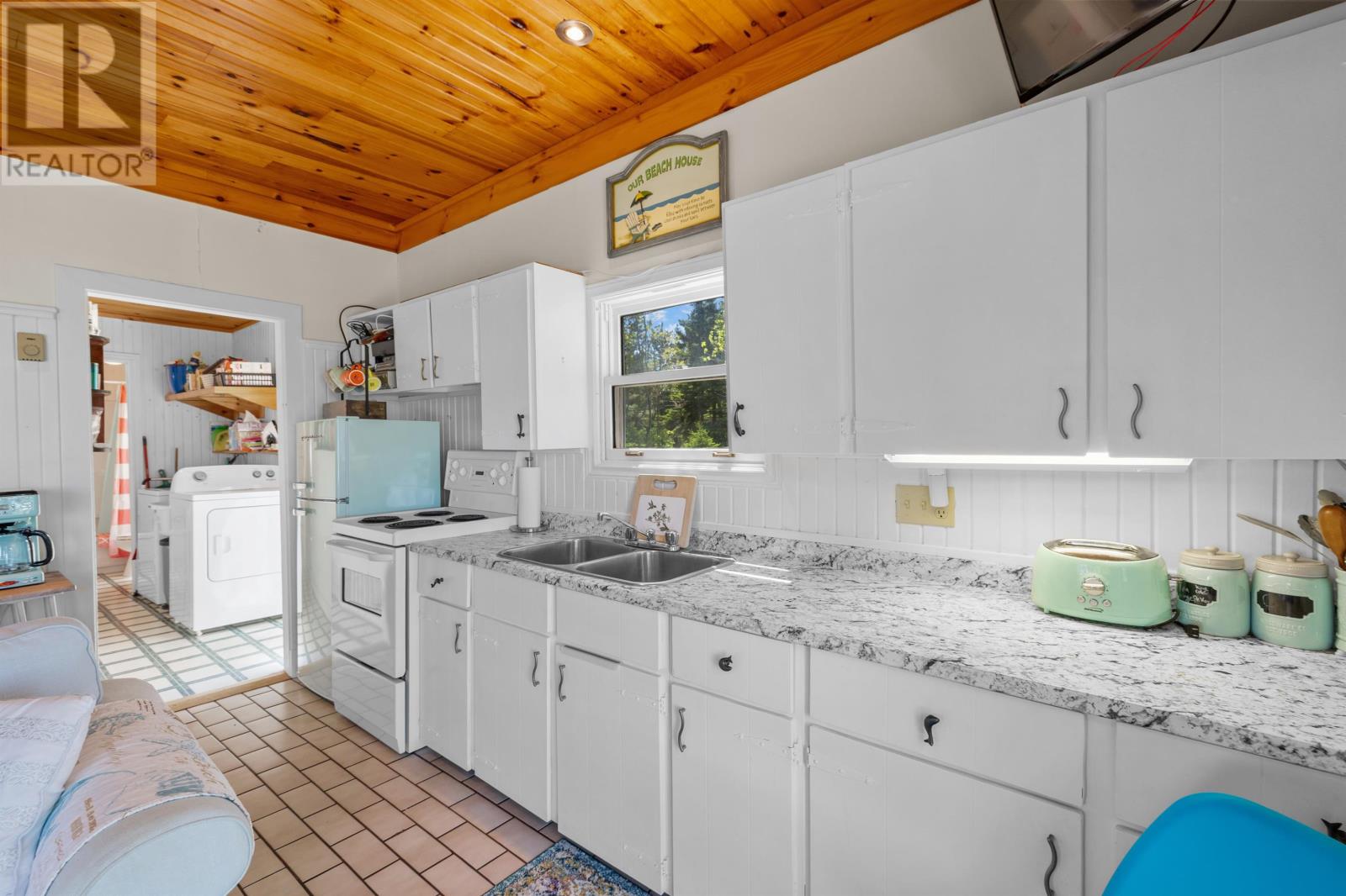 82 Gordon Cove Road Property Photo 10