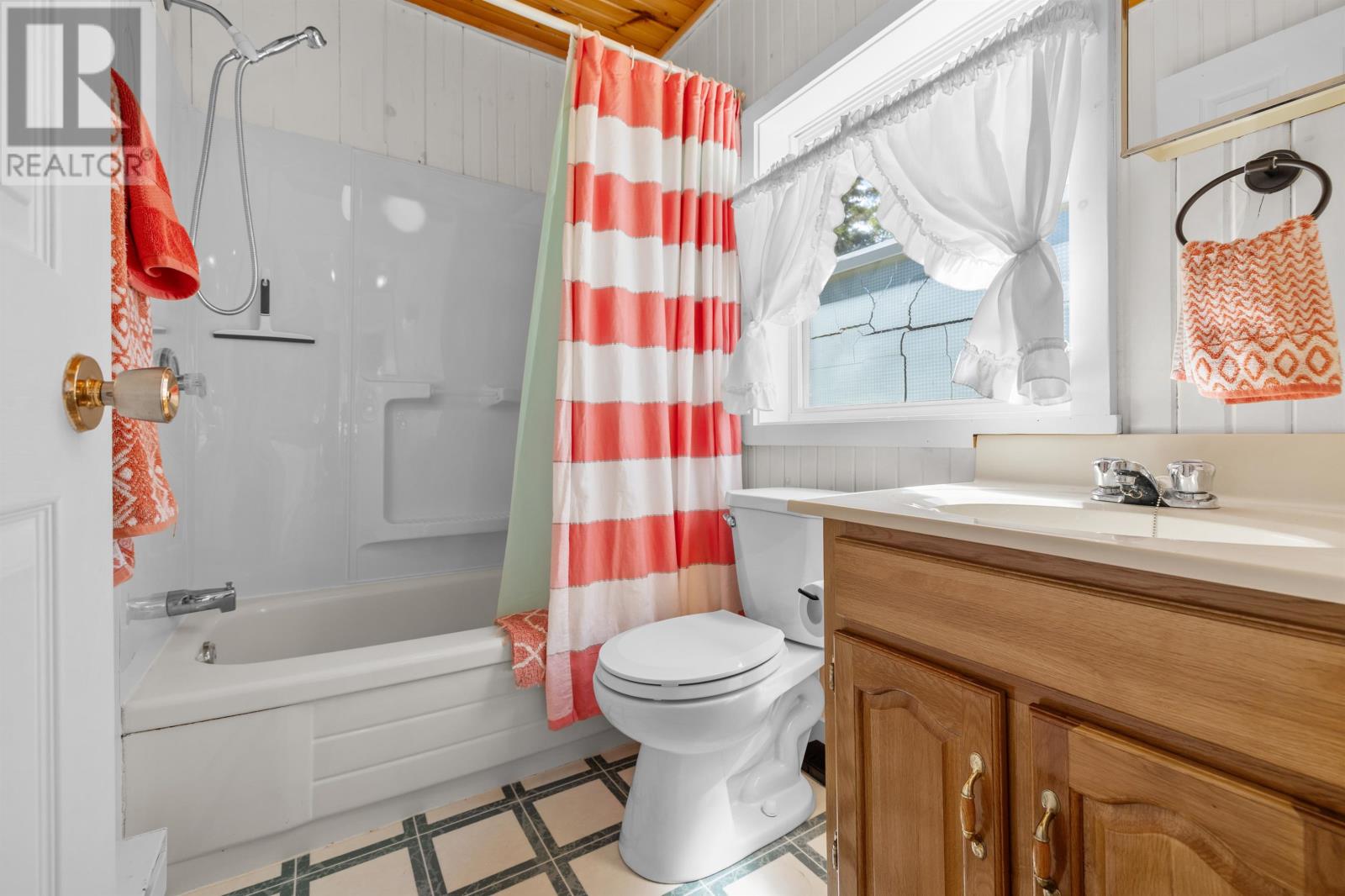 82 Gordon Cove Road Property Photo 18