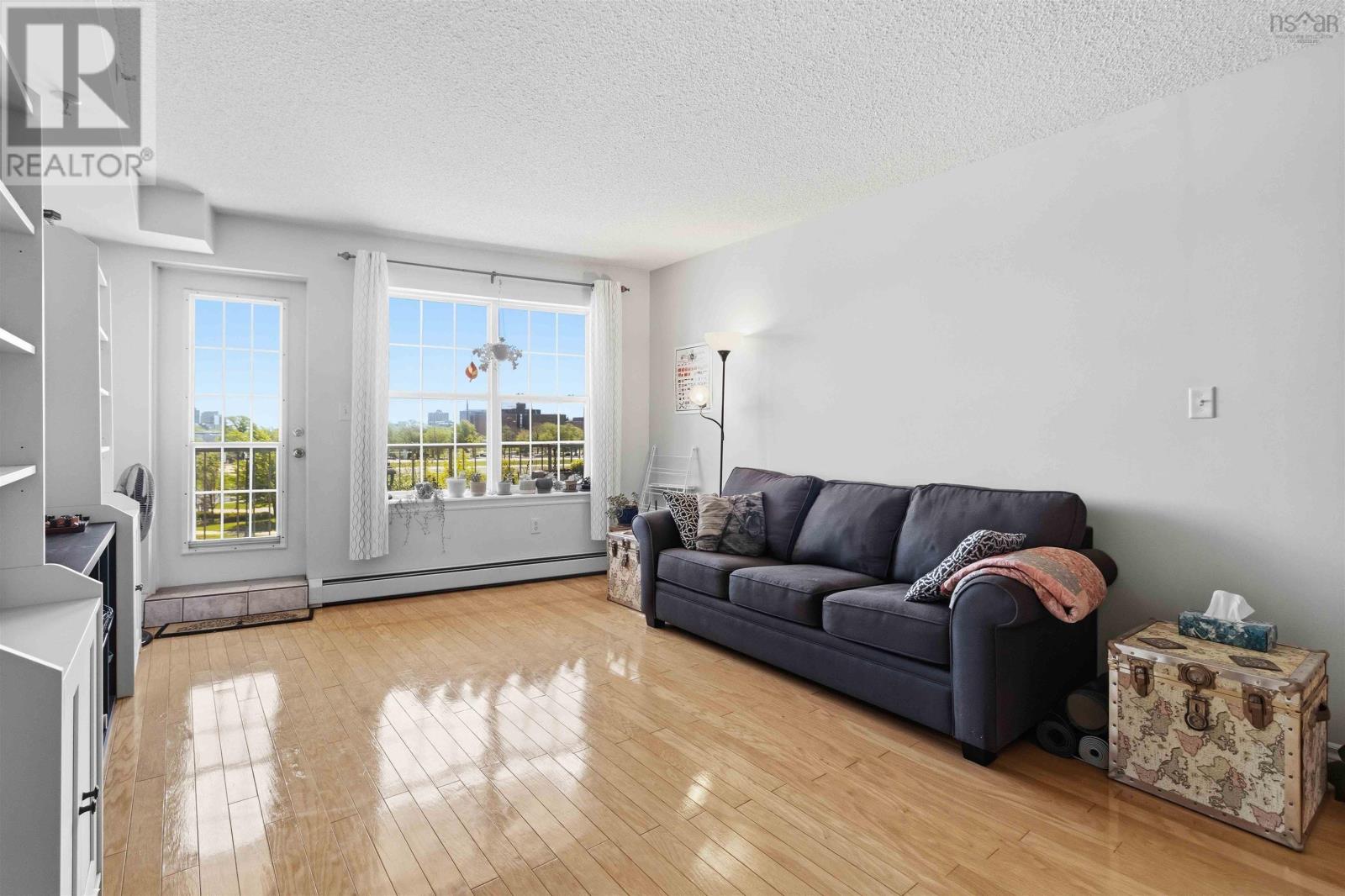 303 5769 Cunard Street Property Photo 11