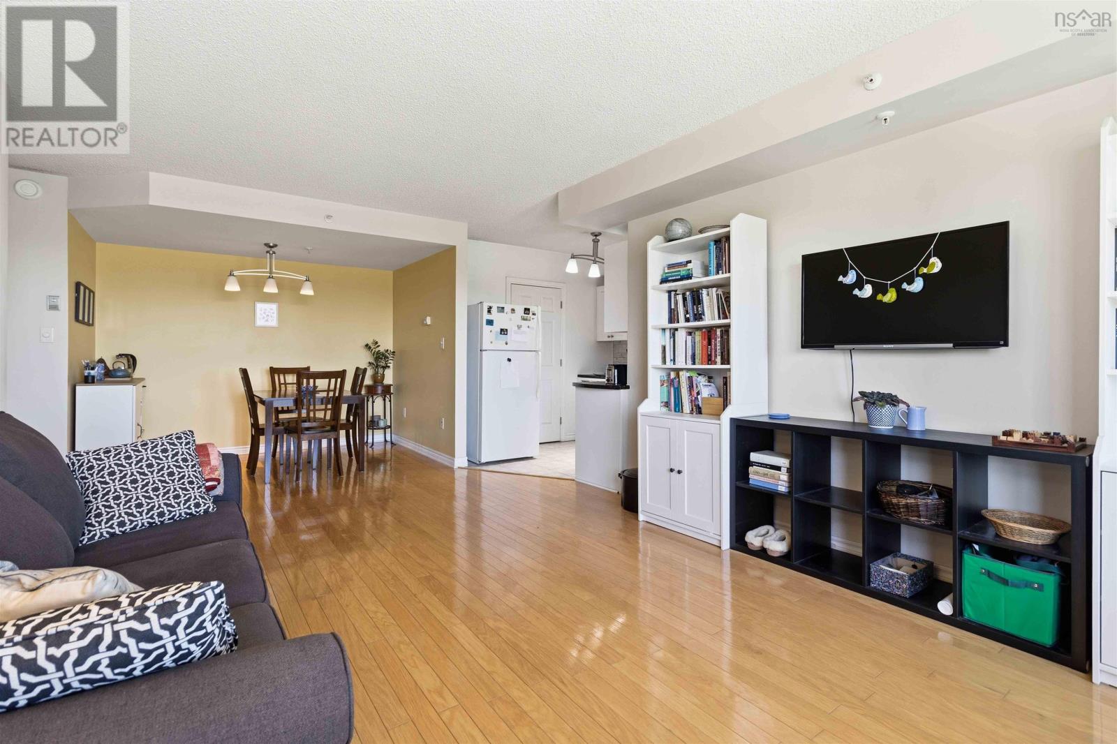 303 5769 Cunard Street Property Photo 13