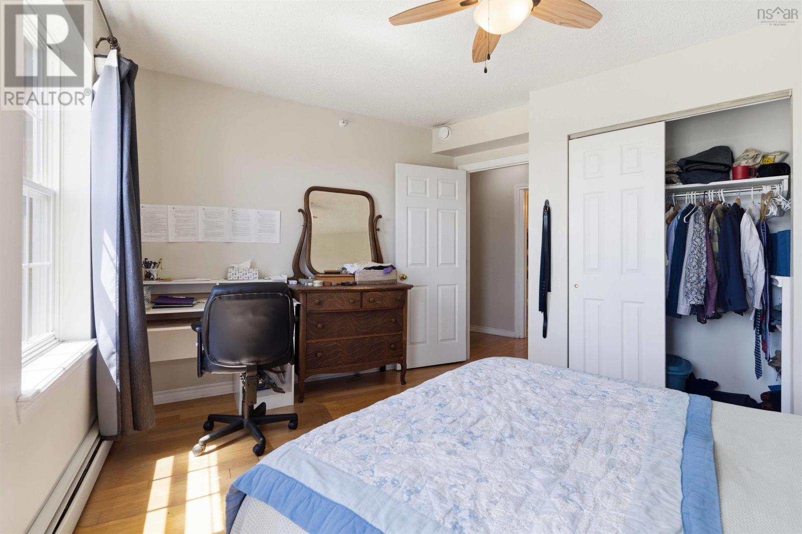 303 5769 Cunard Street Property Photo 16