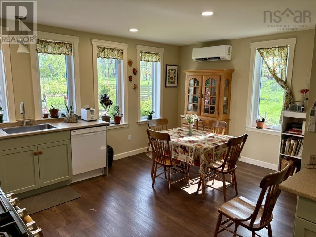 1302 Ridge Road Property Photo 1