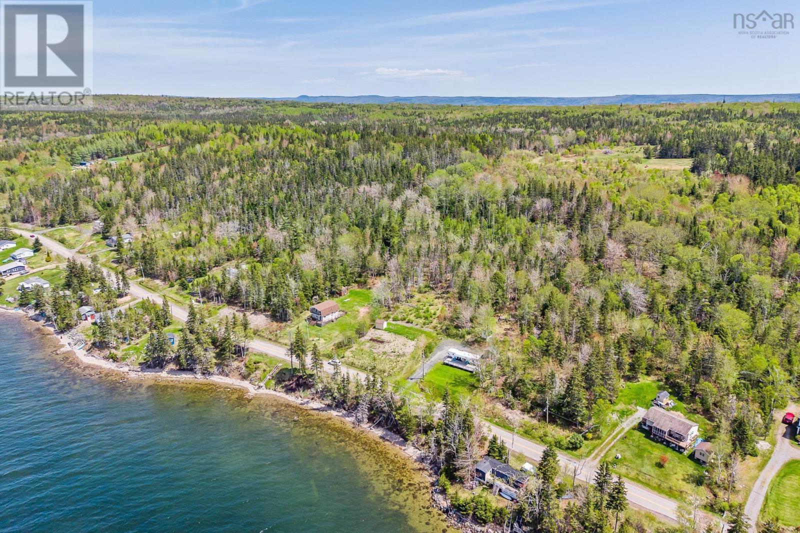 9286 Kempt Head Road Property Photo 6