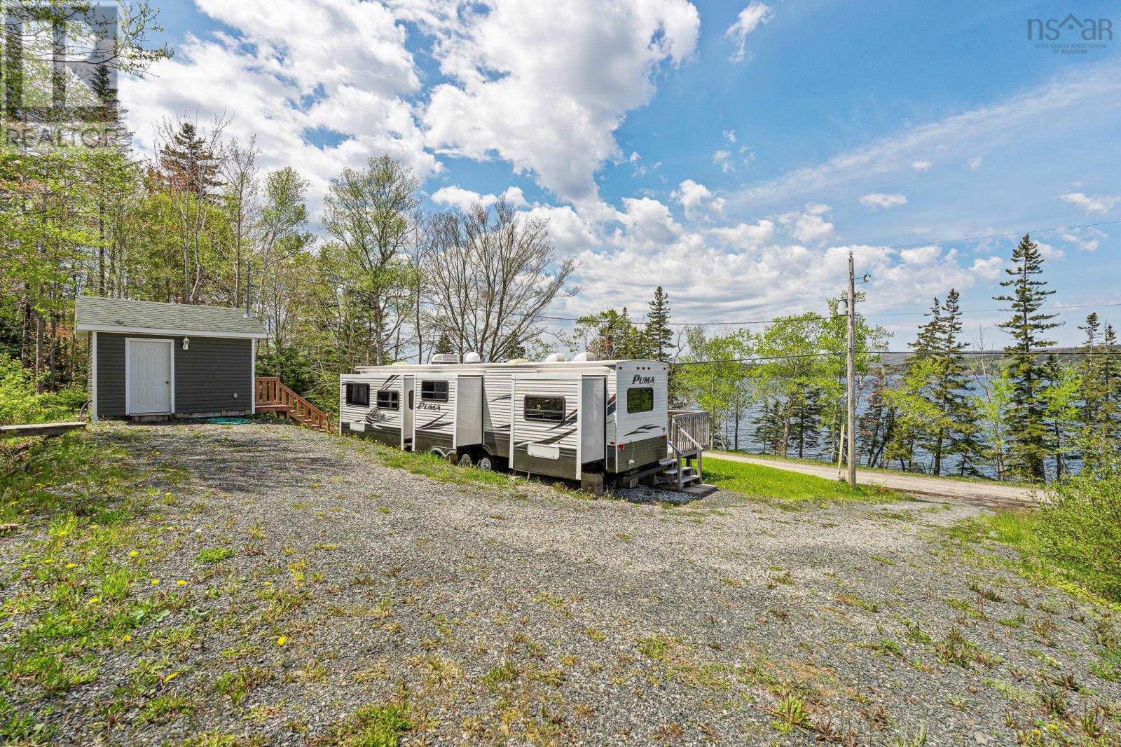 9286 Kempt Head Road Property Photo 25