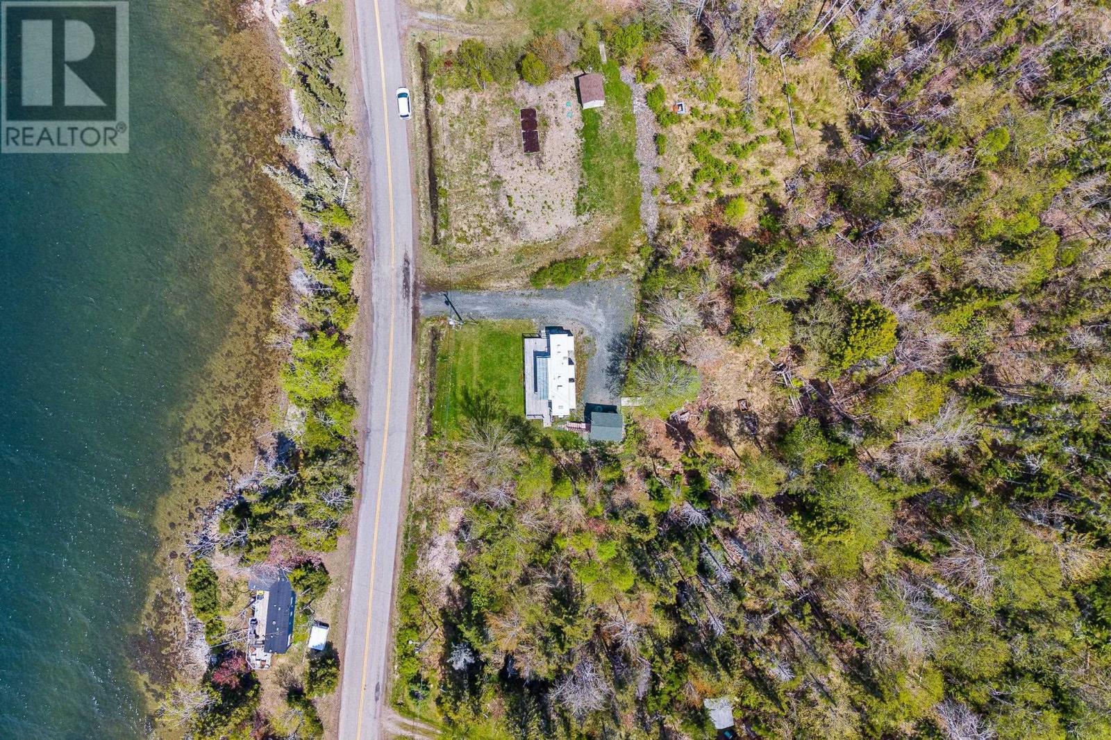 9286 Kempt Head Road Property Photo 2