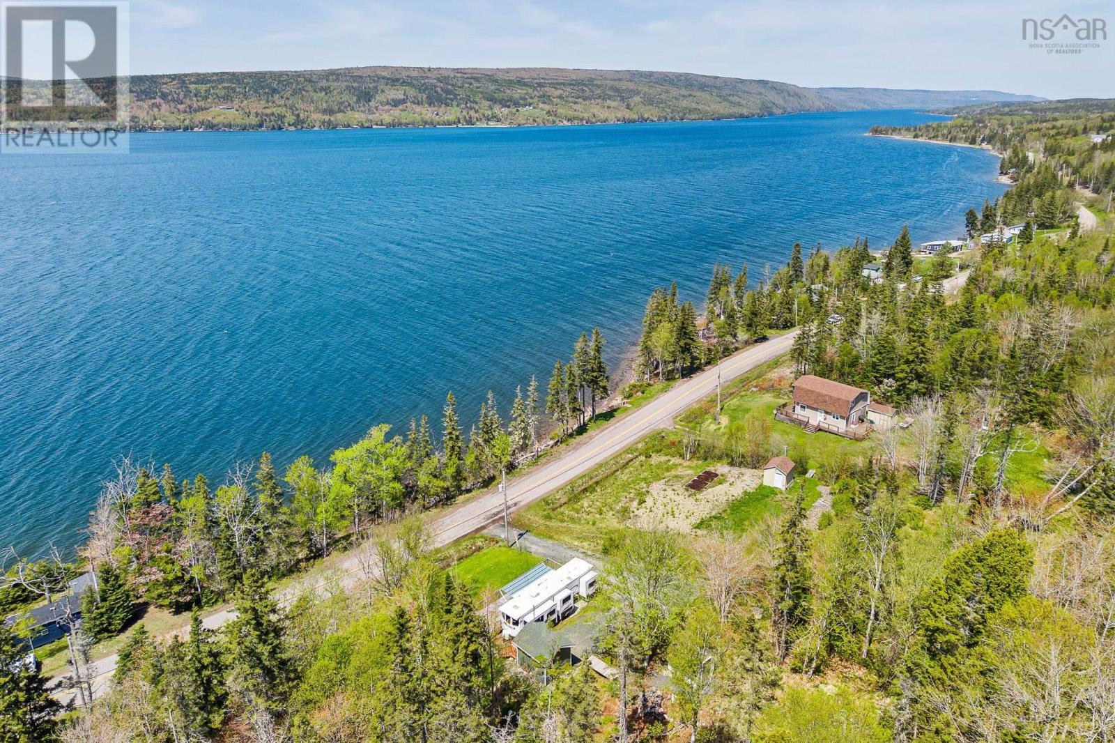 9286 Kempt Head Road Property Photo 3
