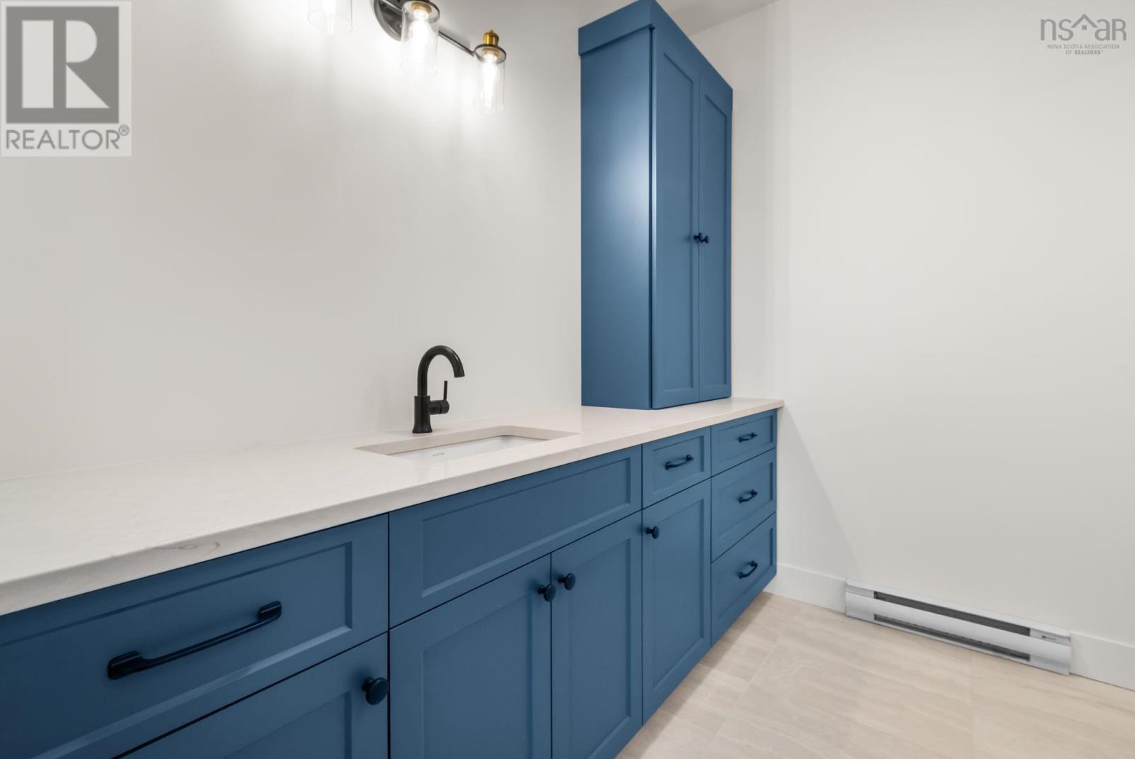 17 Idella Lane Property Photo 10