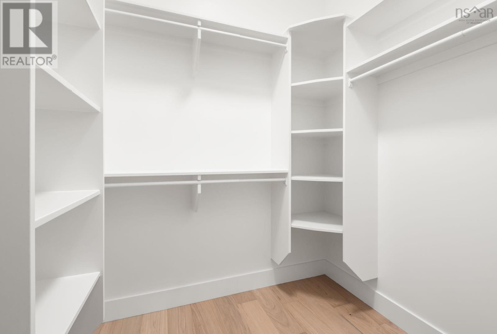 17 Idella Lane Property Photo 12