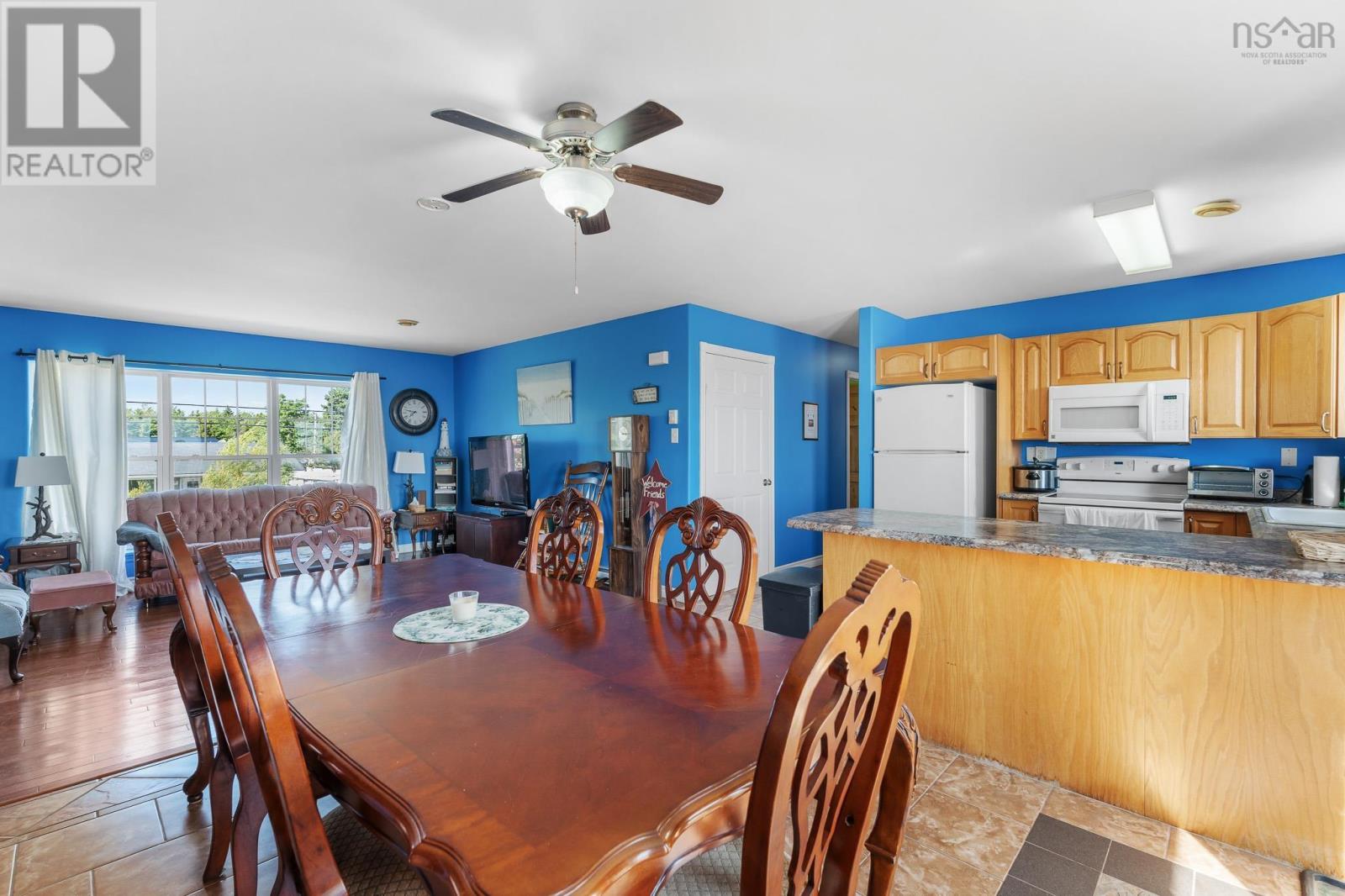 32 Evergreen Court Property Photo 15