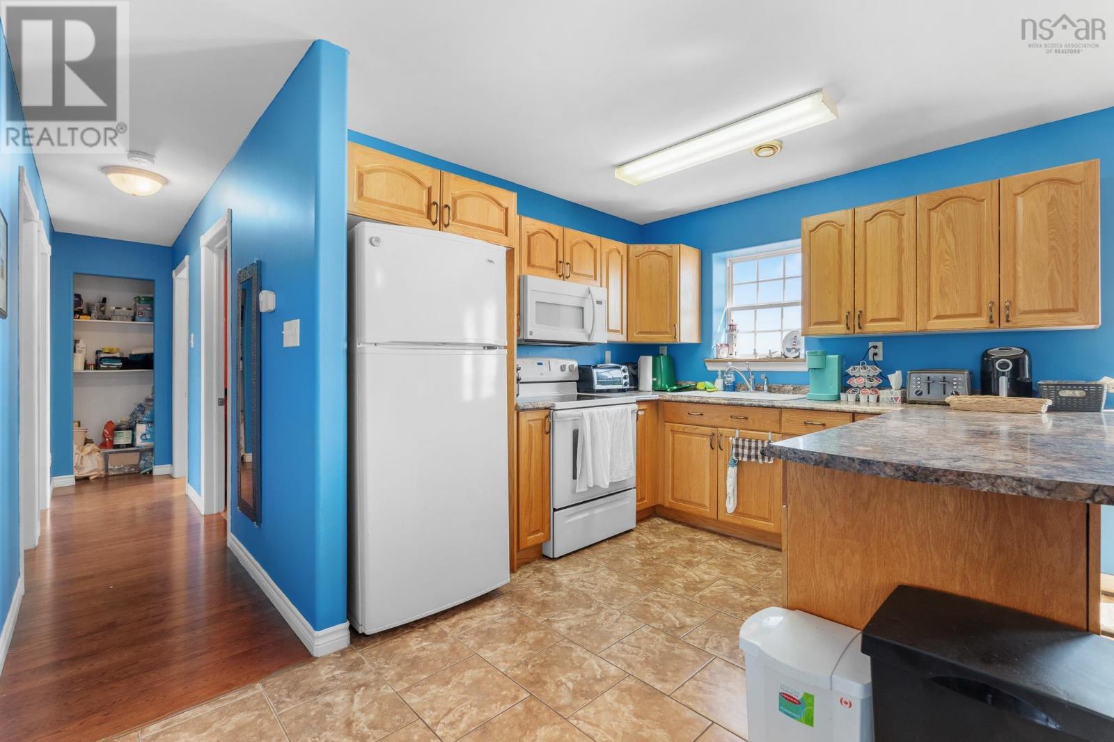 32 Evergreen Court Property Photo 19