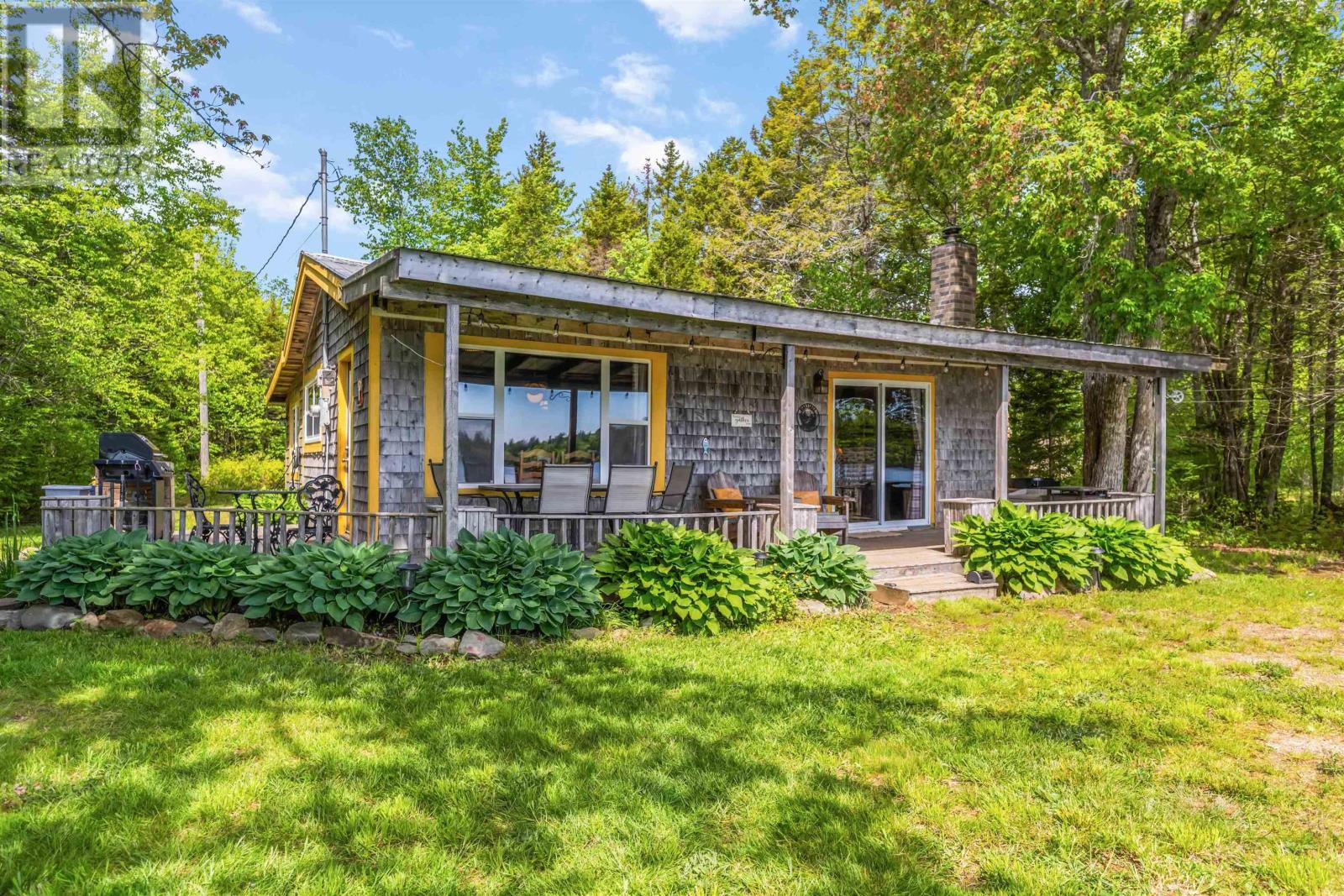 78 Amero Lake Drive Property Photo 3