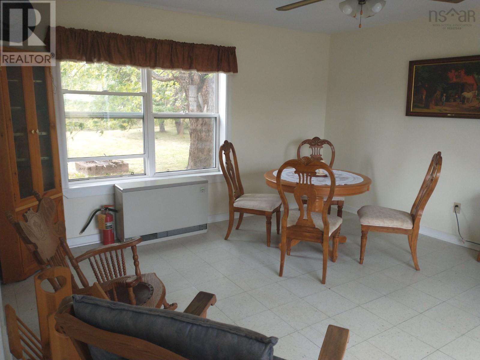 4308 Highway 2 Property Photo 4