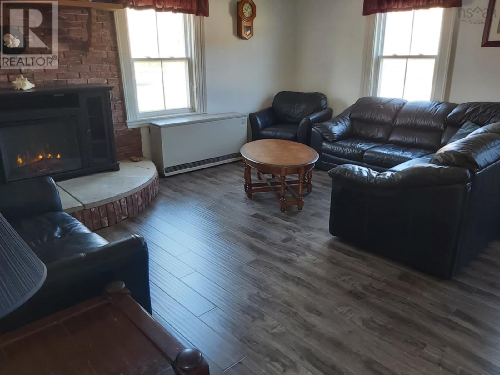 4308 Highway 2 Property Photo 5