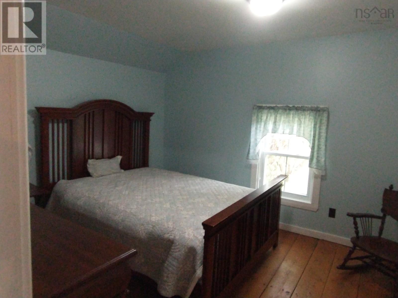 4308 Highway 2 Property Photo 10