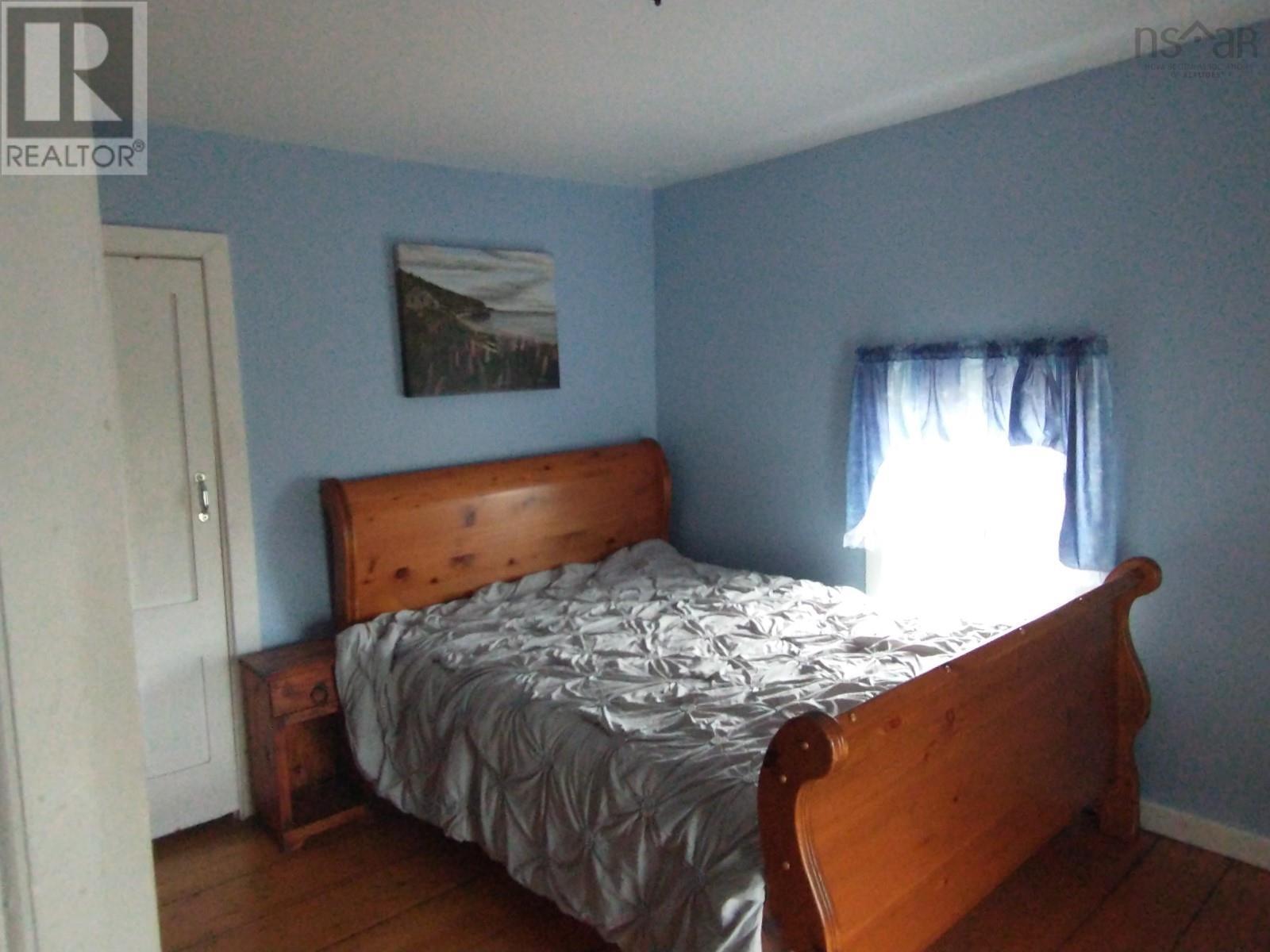 4308 Highway 2 Property Photo 12