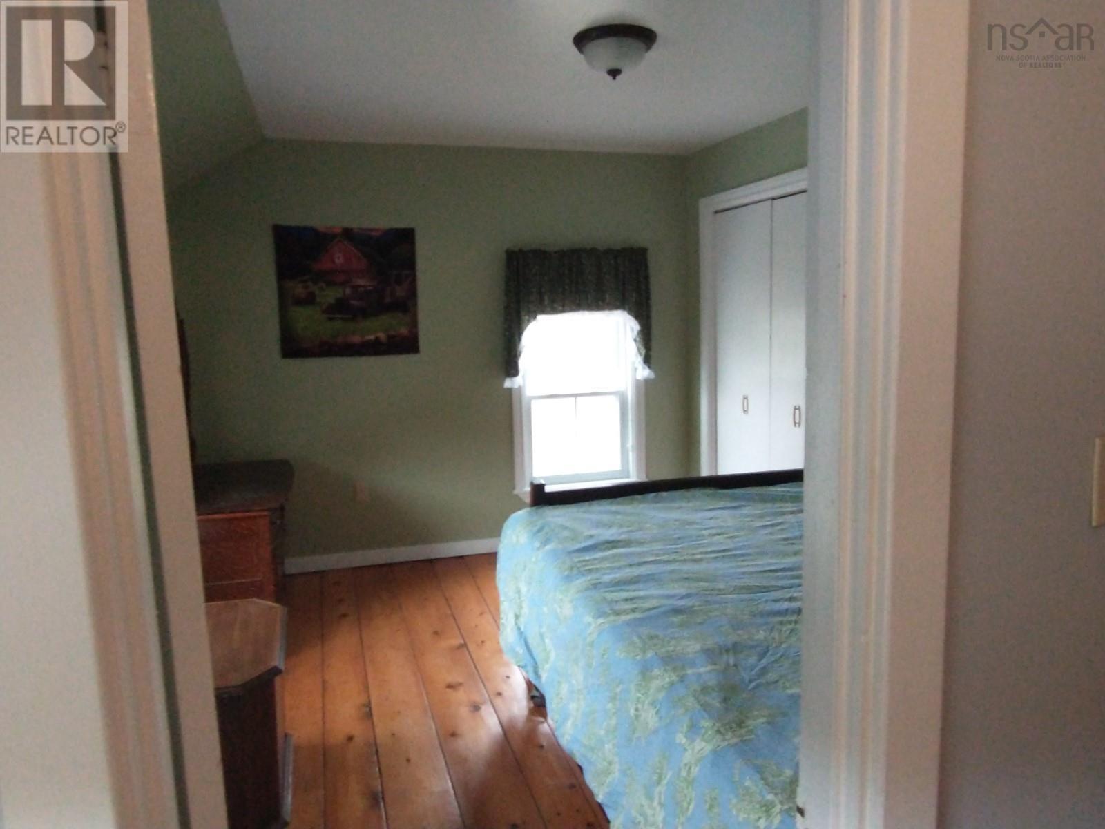 4308 Highway 2 Property Photo 14