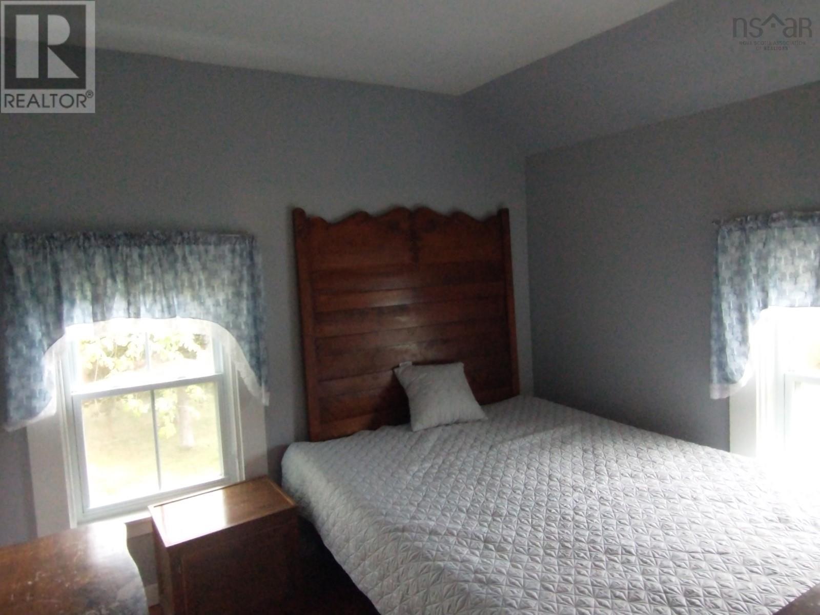 4308 Highway 2 Property Photo 17