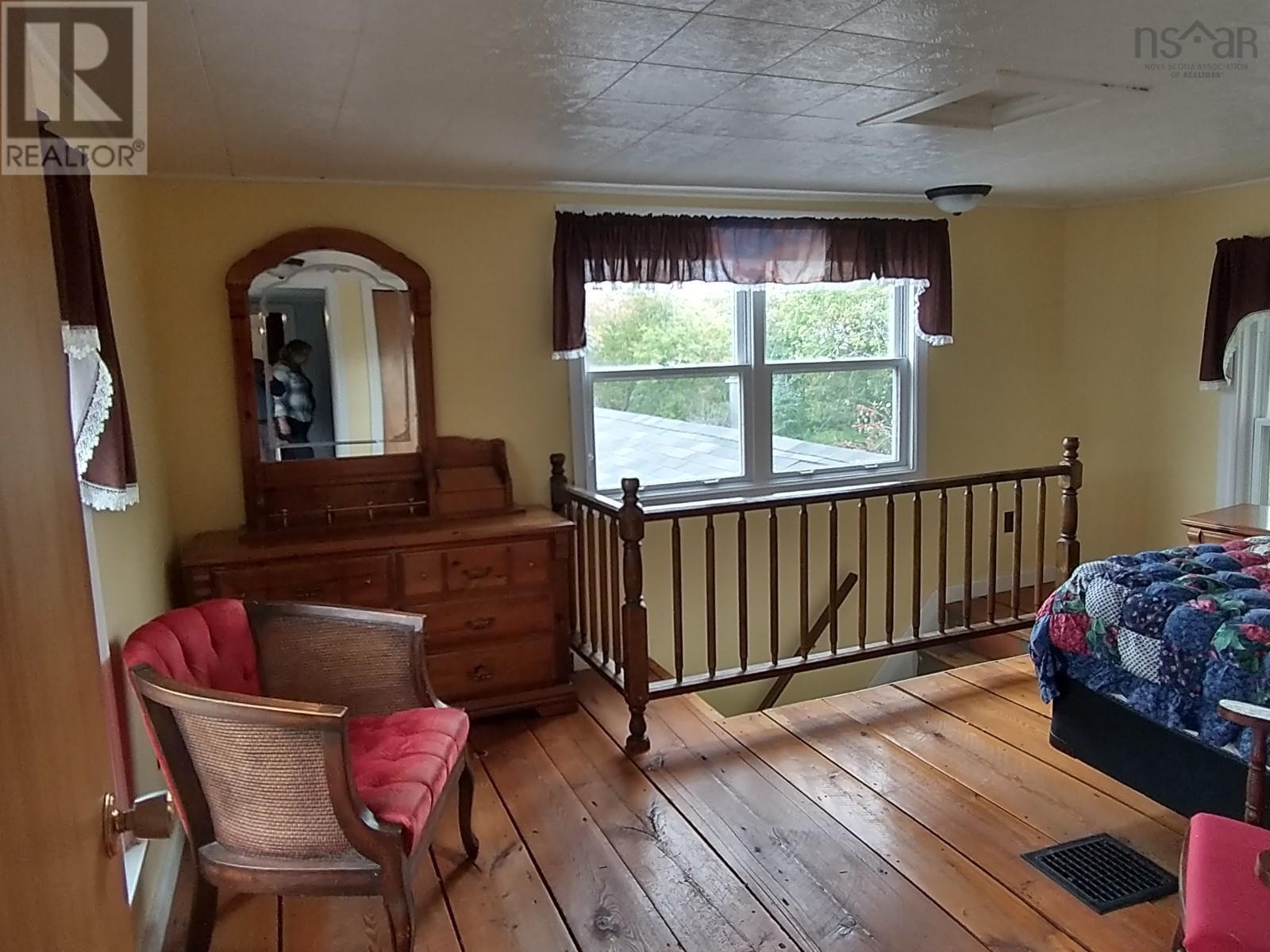 4308 Highway 2 Property Photo 18