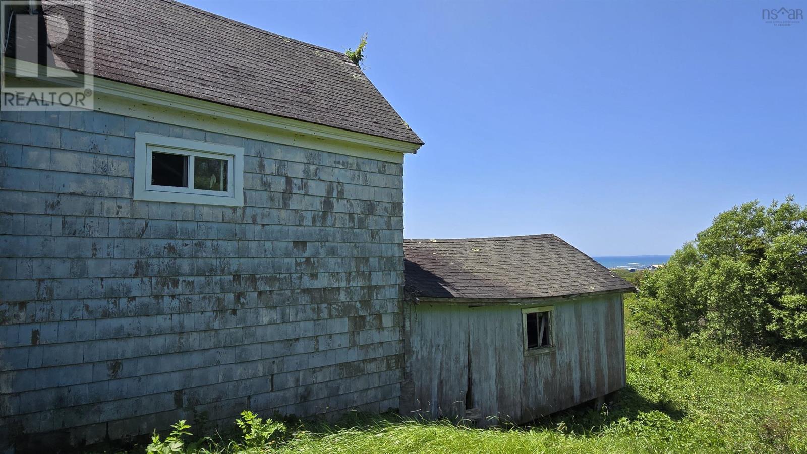 8599 Highway 1 Property Photo 2