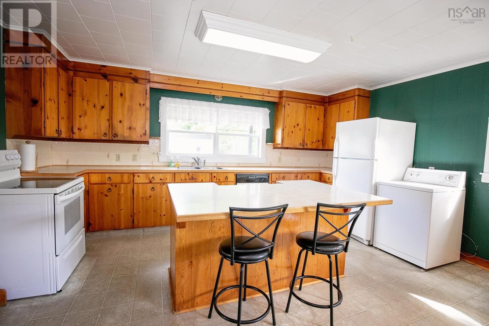 14 Clifford Street Property Photo 13