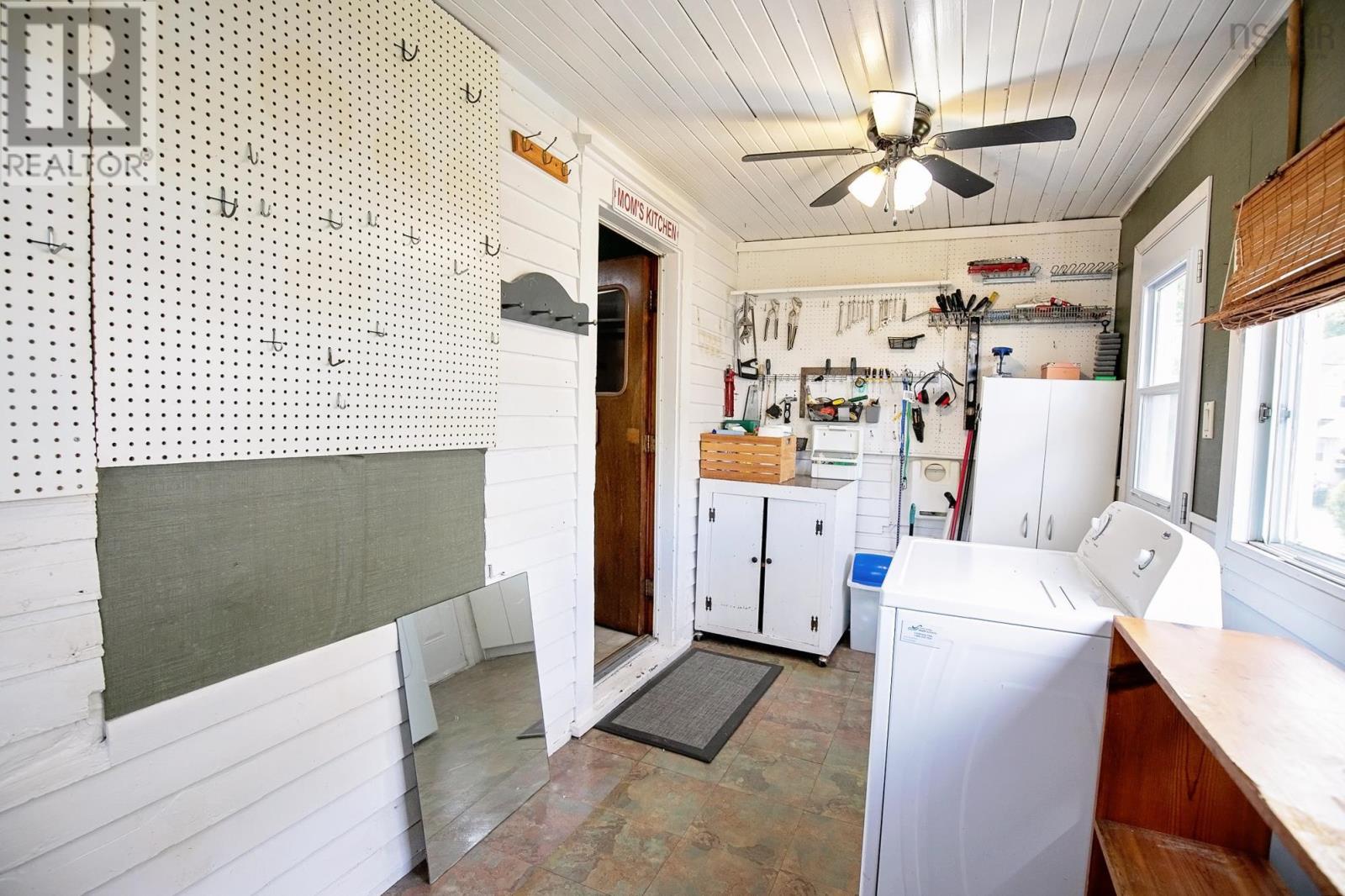 14 Clifford Street Property Photo 17