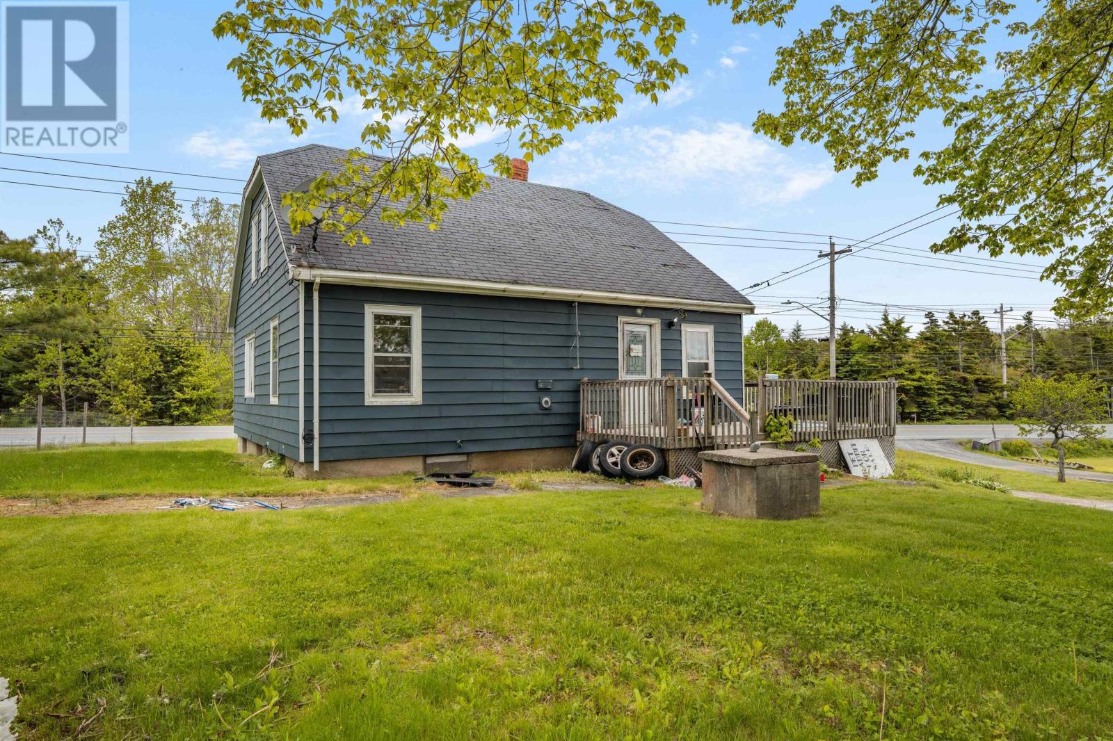 8628 Highway 7 Highway E Property Photo 6