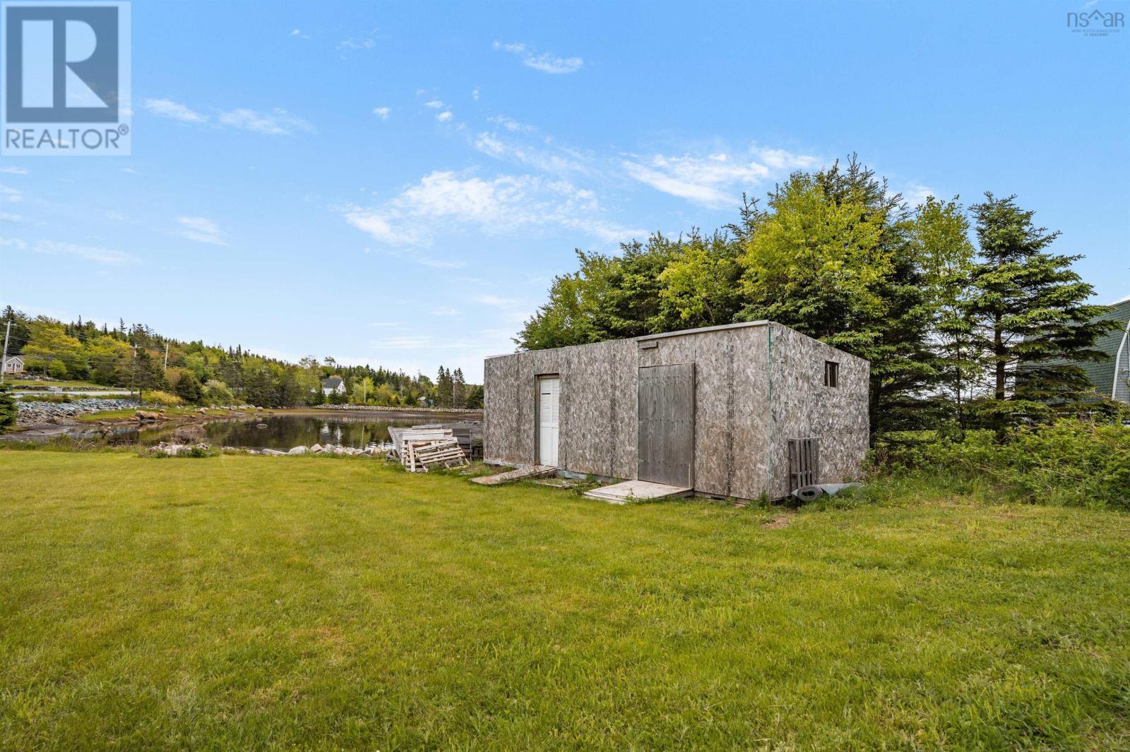 8628 Highway 7 Highway E Property Photo 8