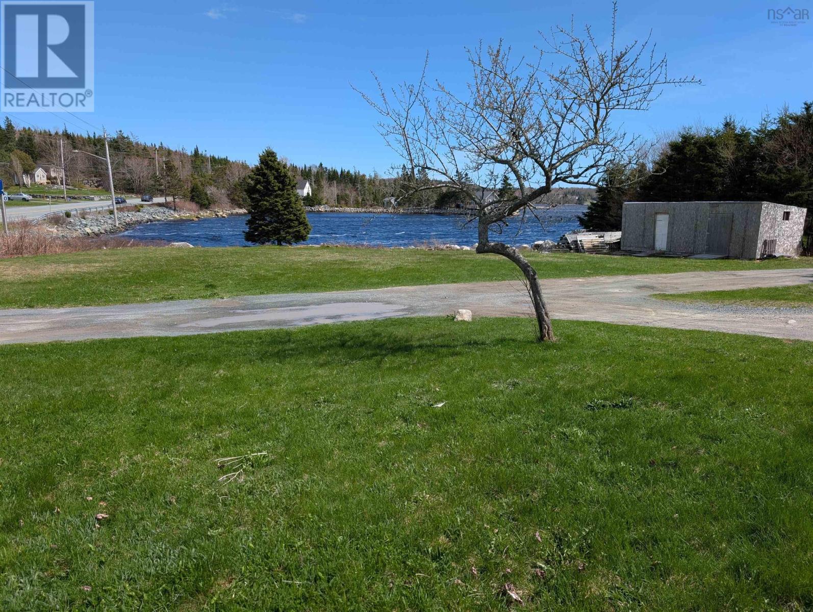 8628 Highway 7 Highway E Property Photo 32