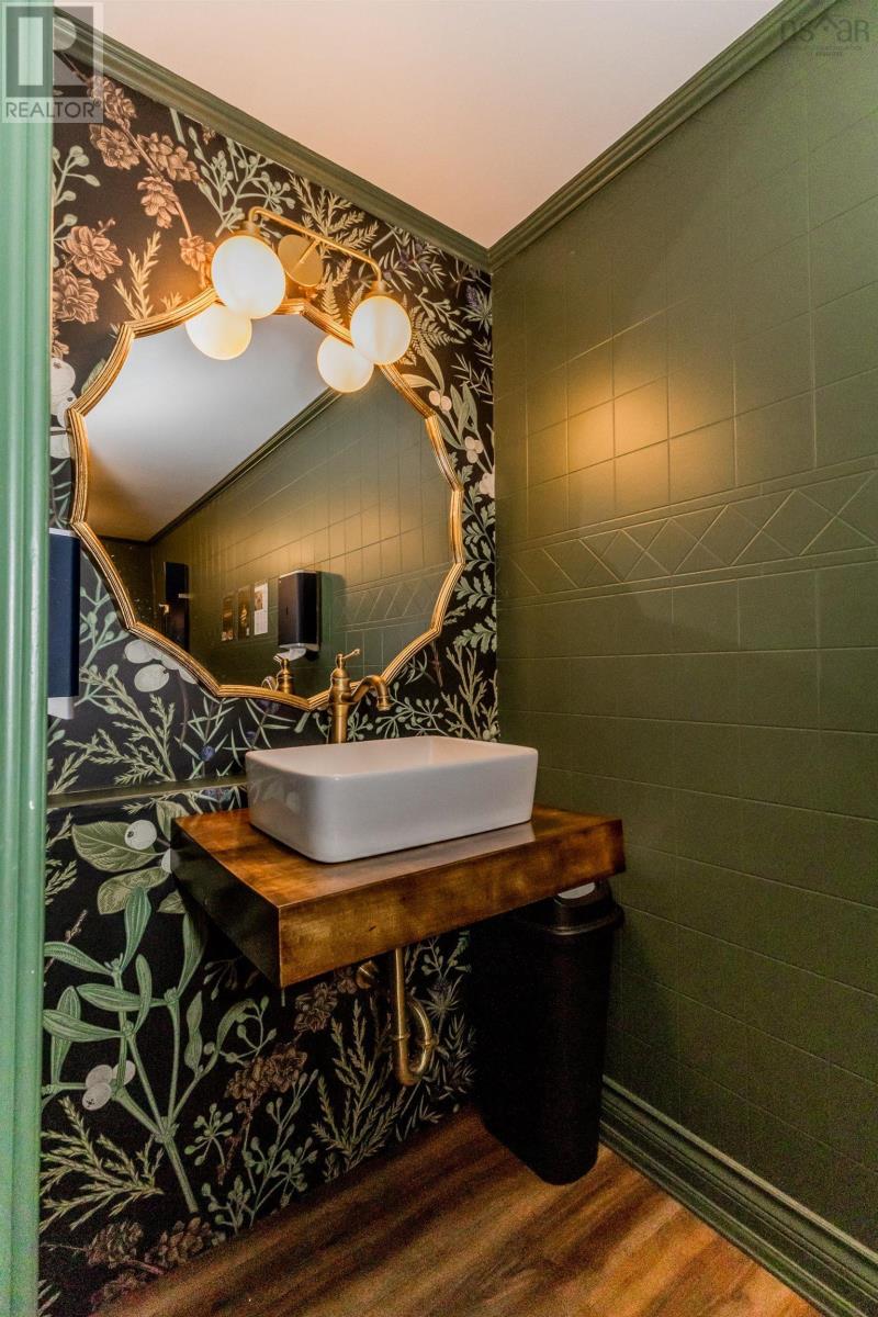 73 Queen Street Property Photo 15