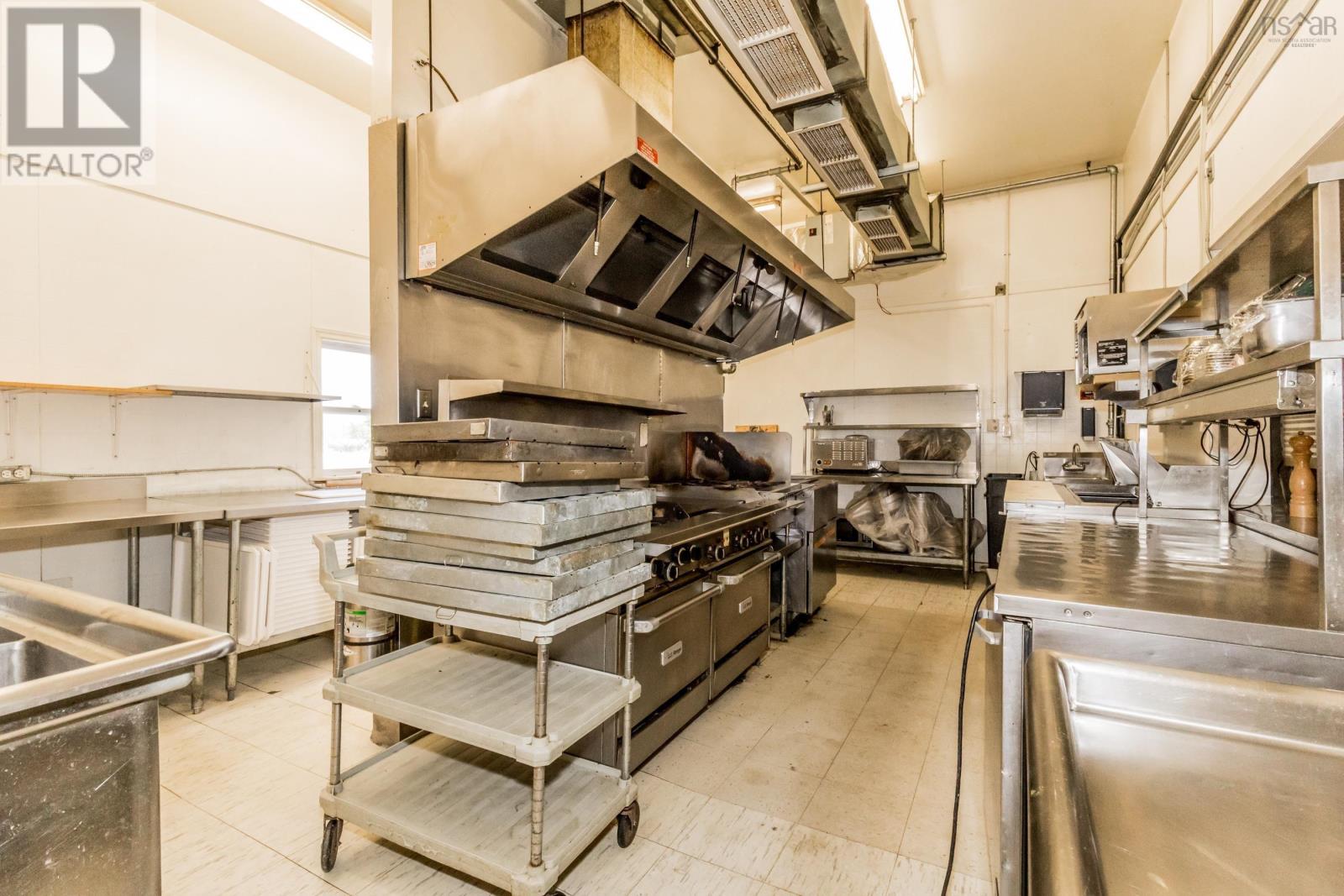 73 Queen Street Property Photo 19
