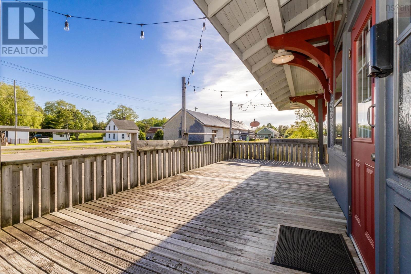 73 Queen Street Property Photo 28