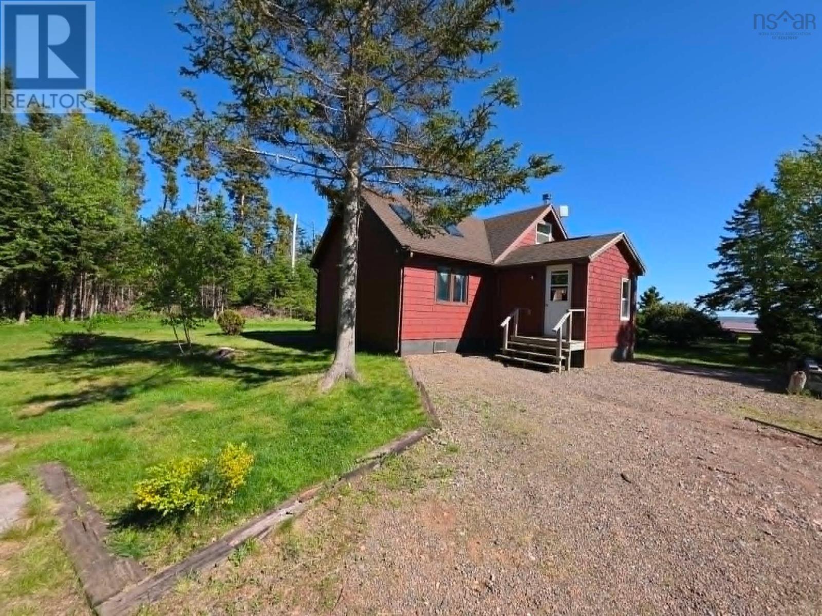 251 Bayview Drive Property Photo 4