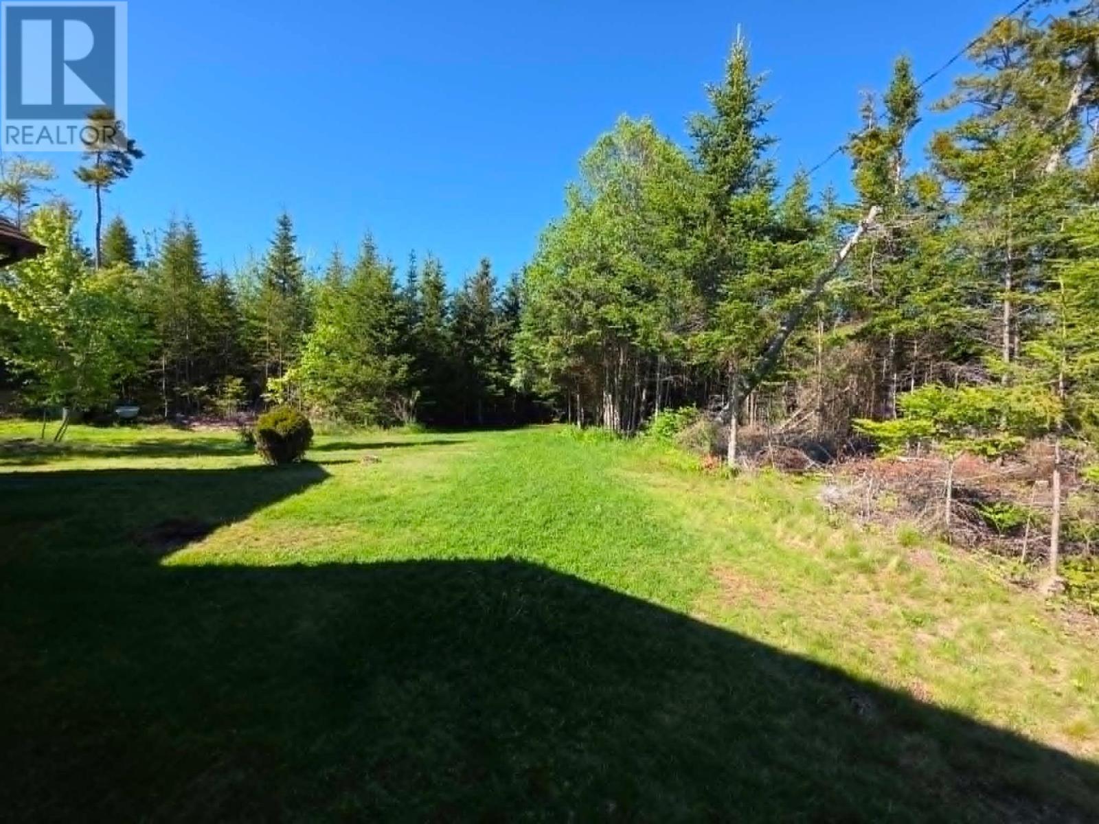 251 Bayview Drive Property Photo 7