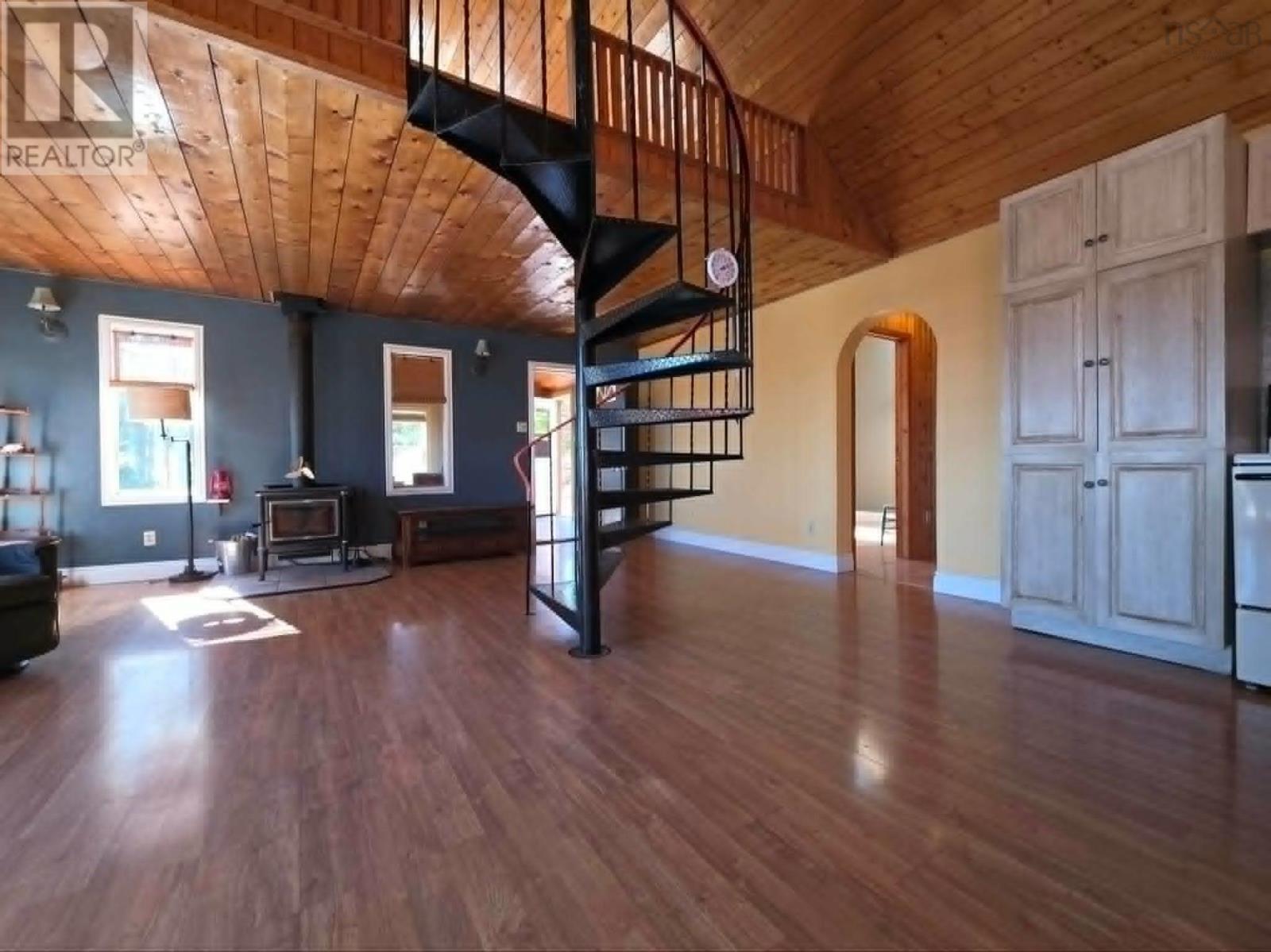 251 Bayview Drive Property Photo 17