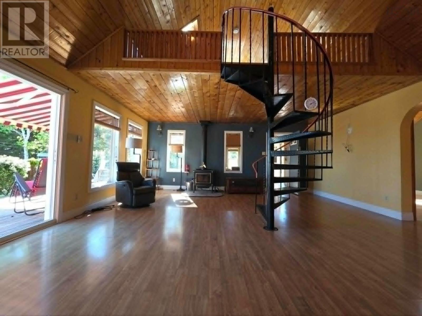 251 Bayview Drive Property Photo 18