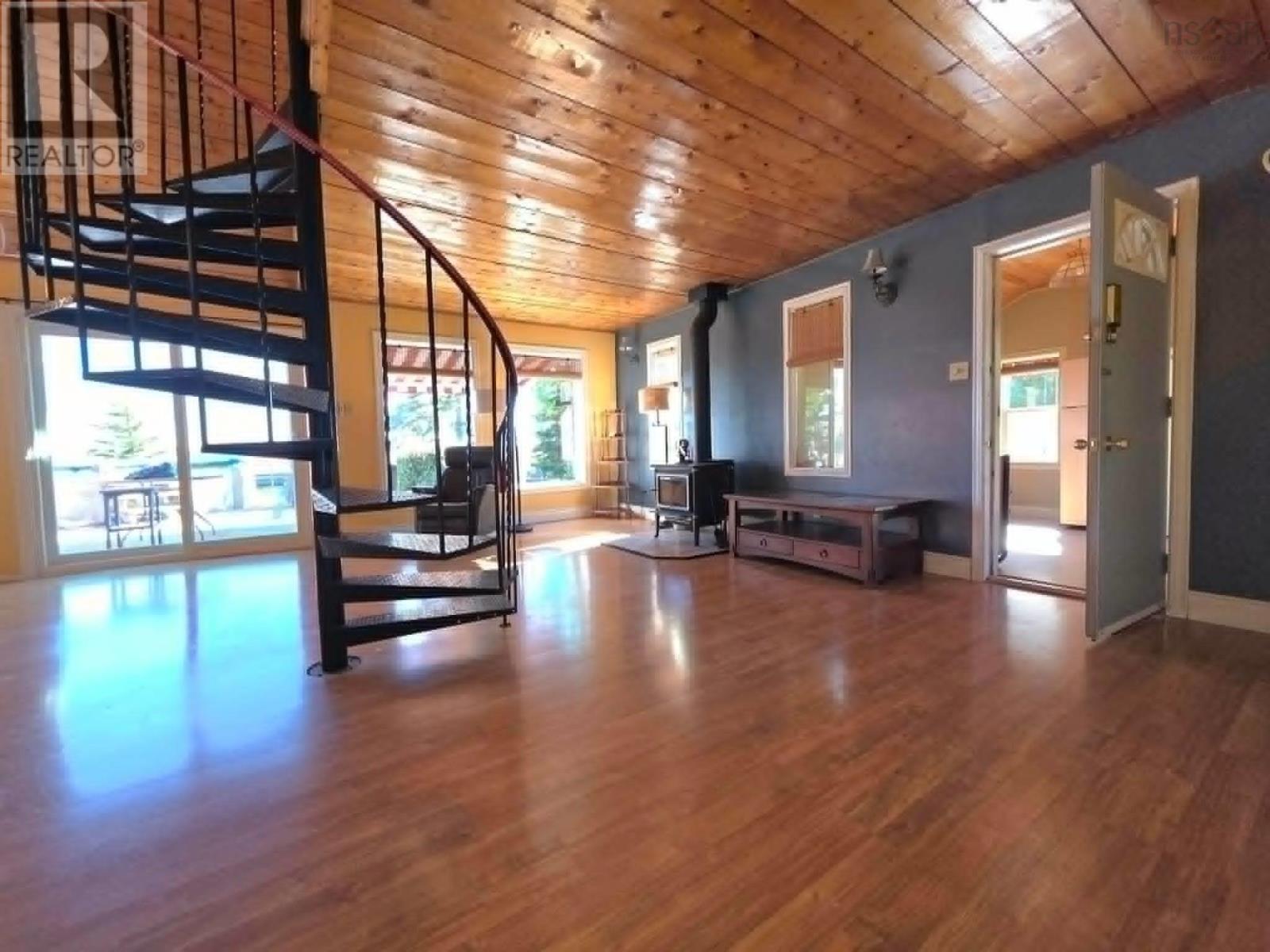 251 Bayview Drive Property Photo 21