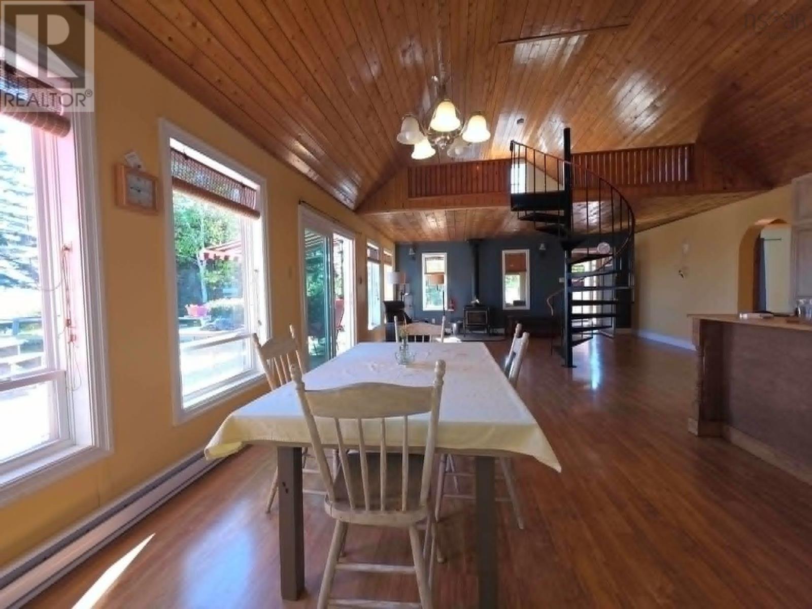 251 Bayview Drive Property Photo 26