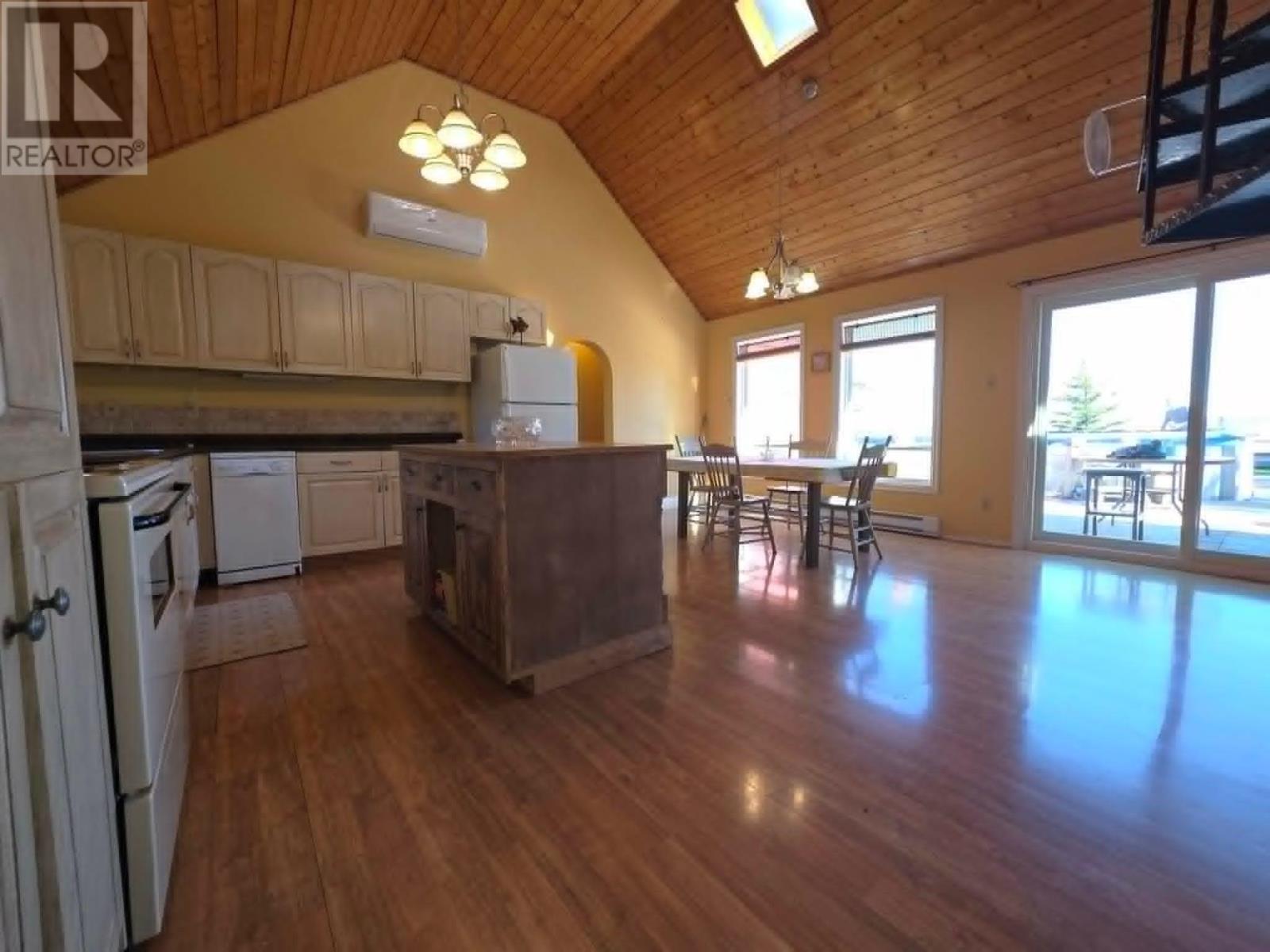 251 Bayview Drive Property Photo 27