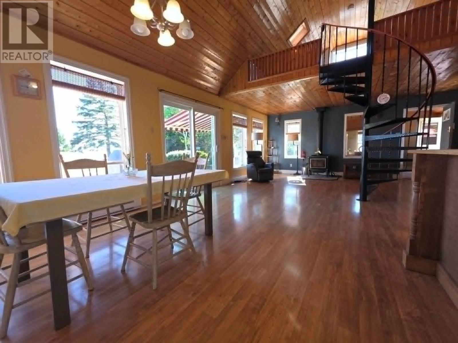 251 Bayview Drive Property Photo 28