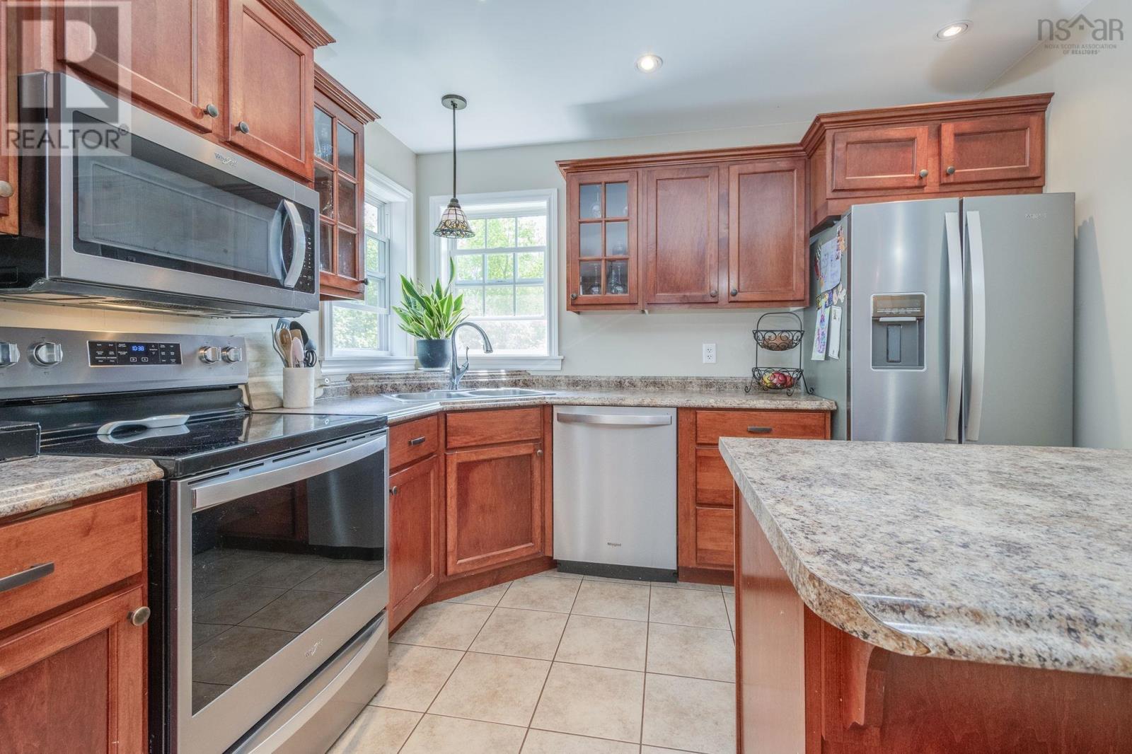 73 Strickland Avenue Avenue Property Photo 8