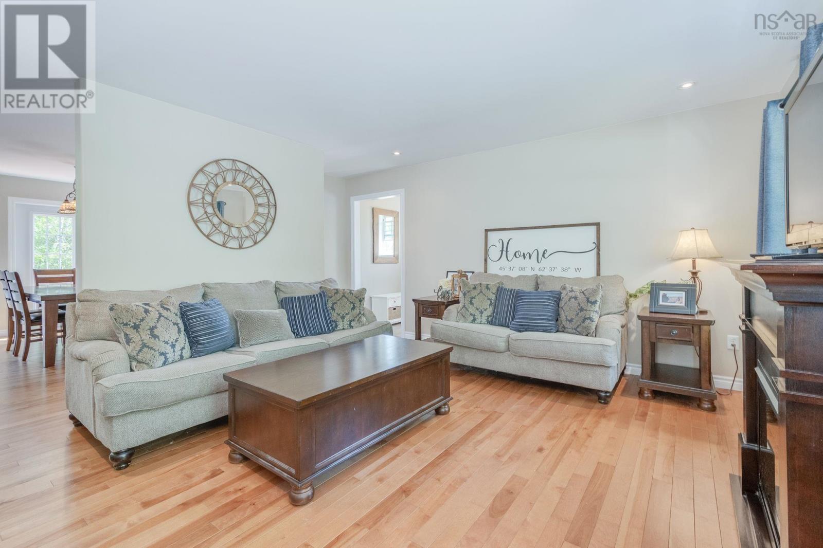 73 Strickland Avenue Avenue Property Photo 11