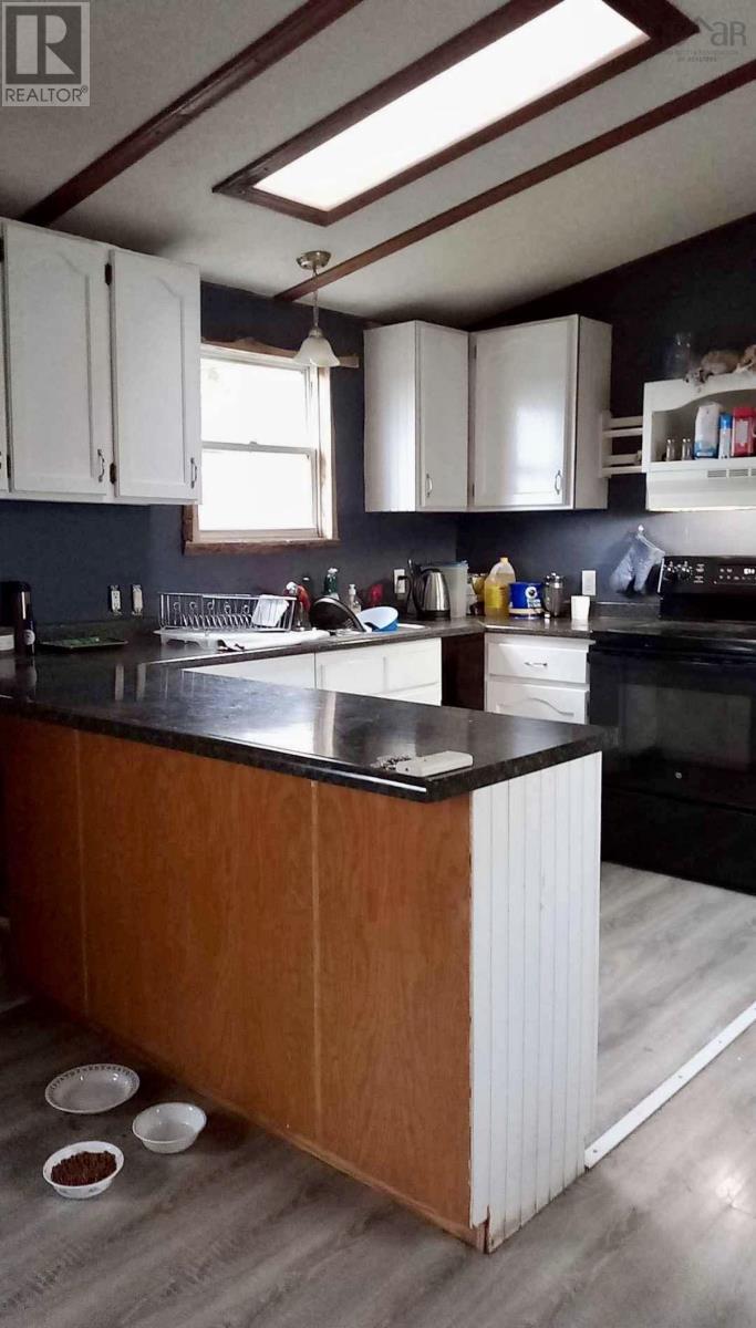 21 Elmwood Drive Property Photo 8