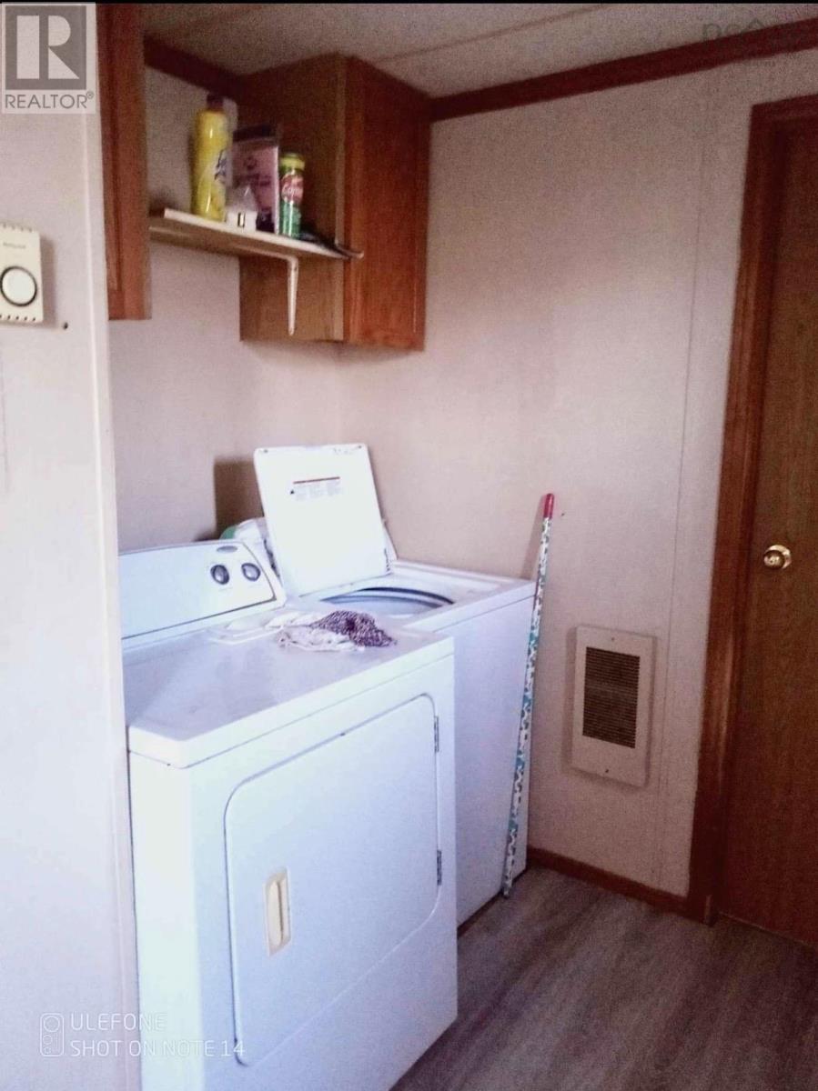 21 Elmwood Drive Property Photo 16