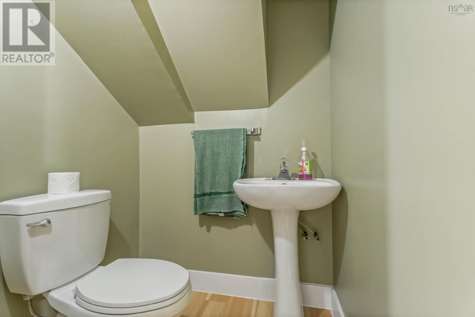 265 Black Hole Property Photo 23