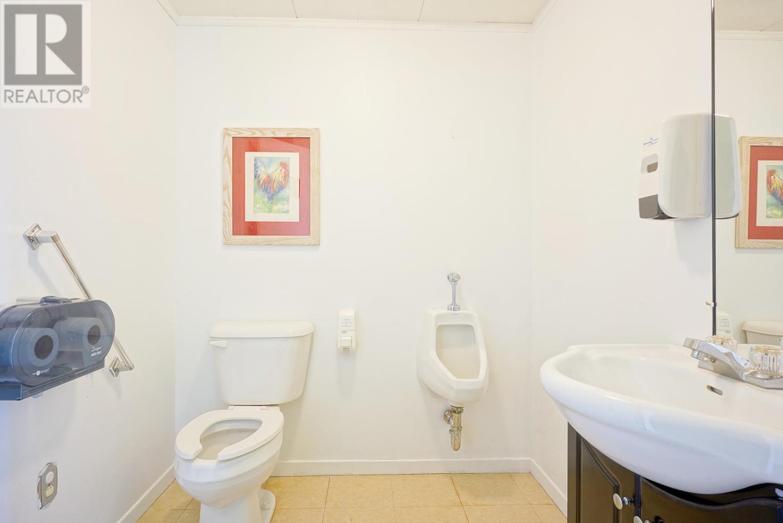 9571 Normans Road Property Photo 20