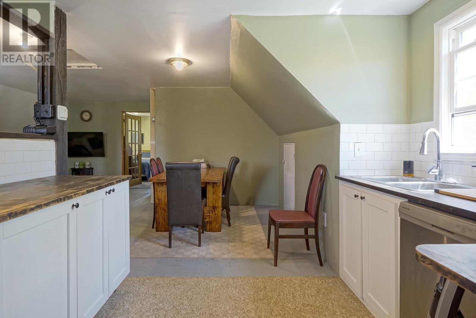 9571 Normans Road Property Photo 26