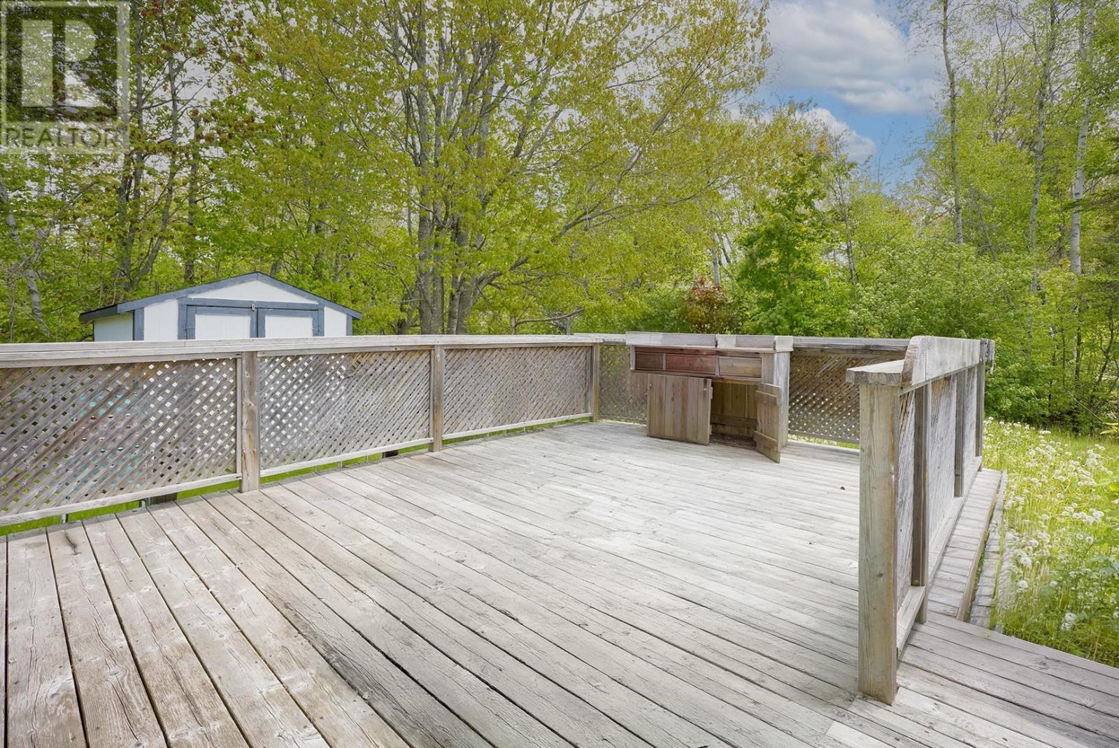 9571 Normans Road Property Photo 4