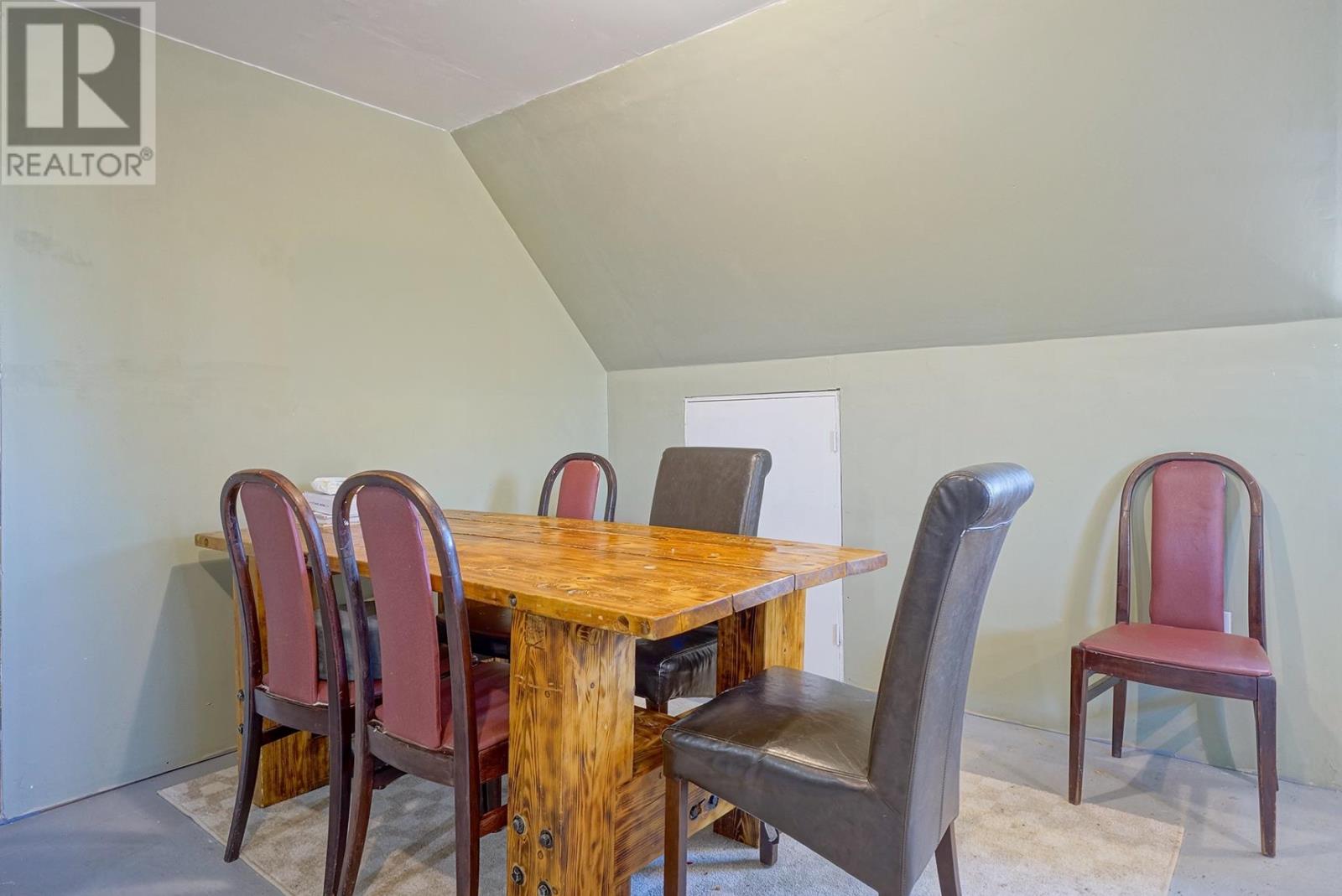 9571 Normans Road Property Photo 27