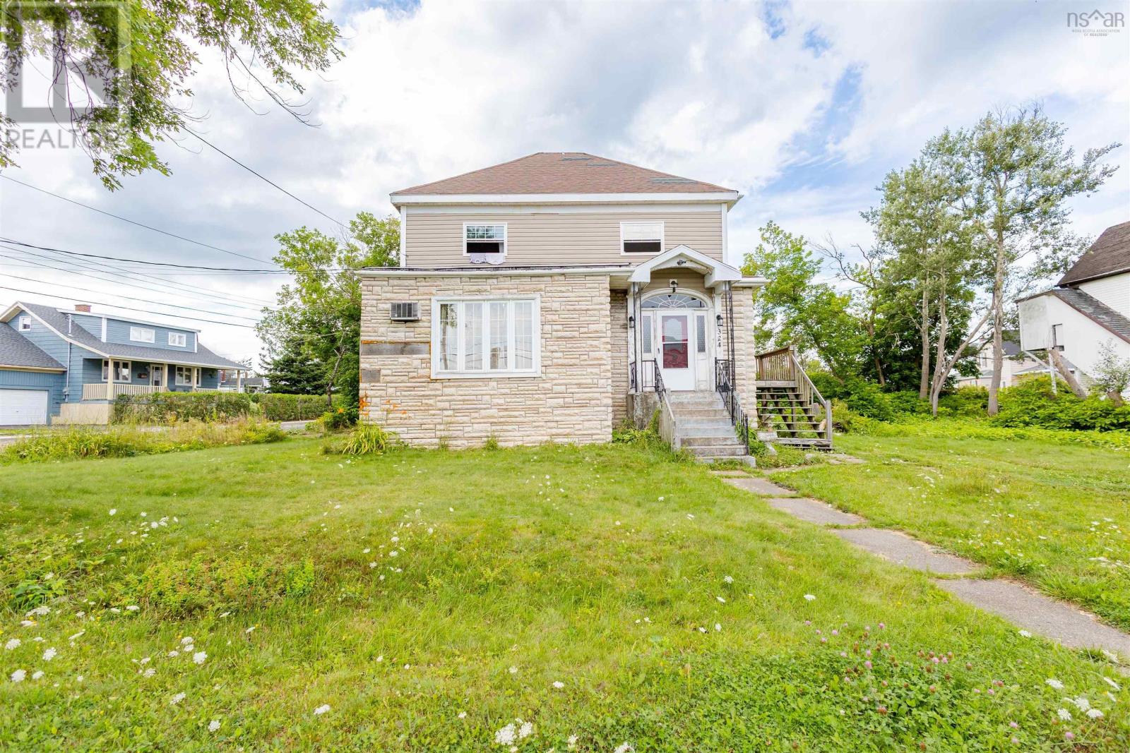 324 York Street Property Photo 3