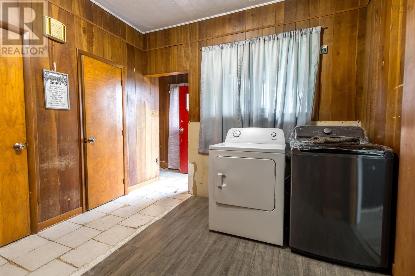 324 York Street Property Photo 15